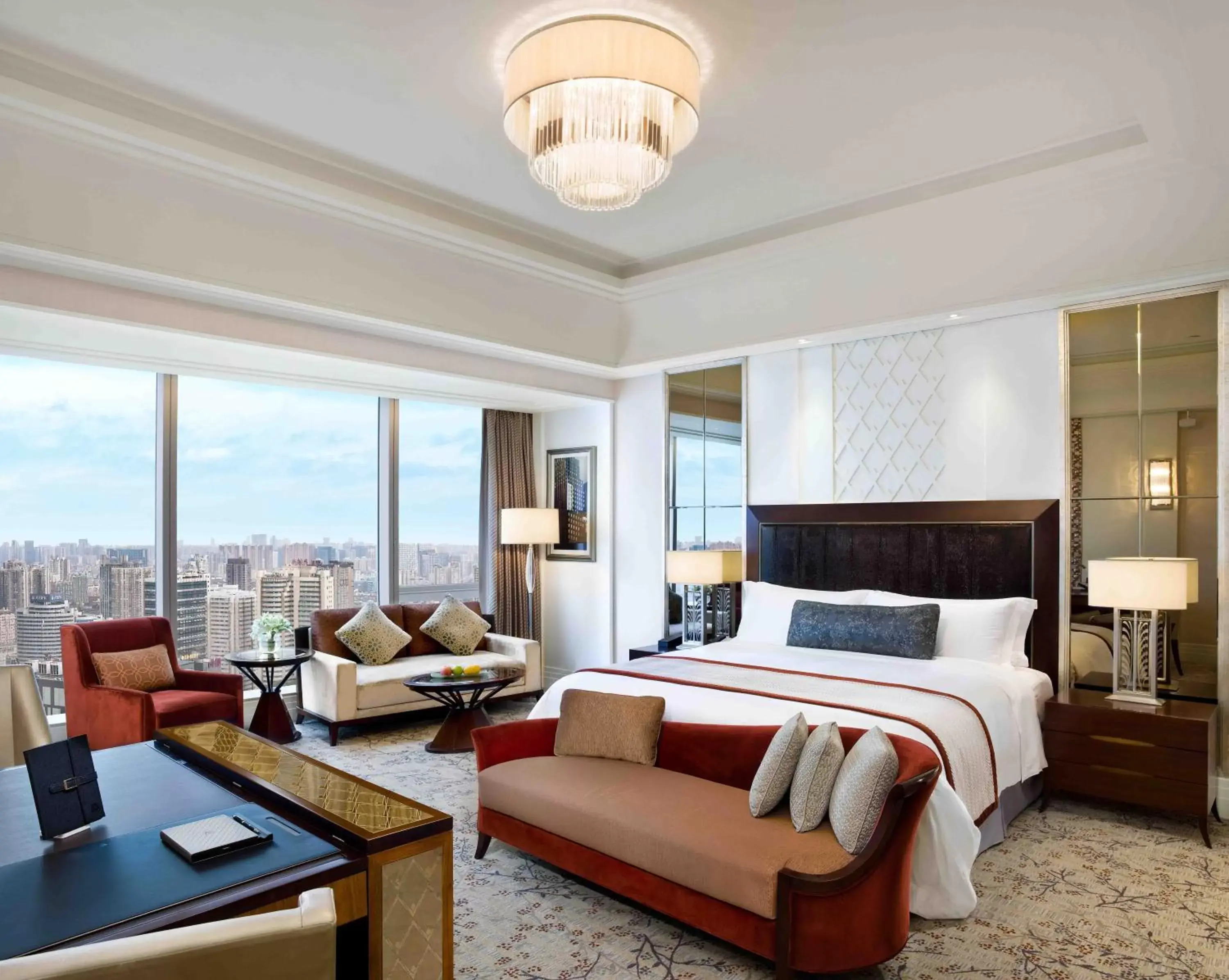 Bed, Seating Area in The St. Regis Chengdu