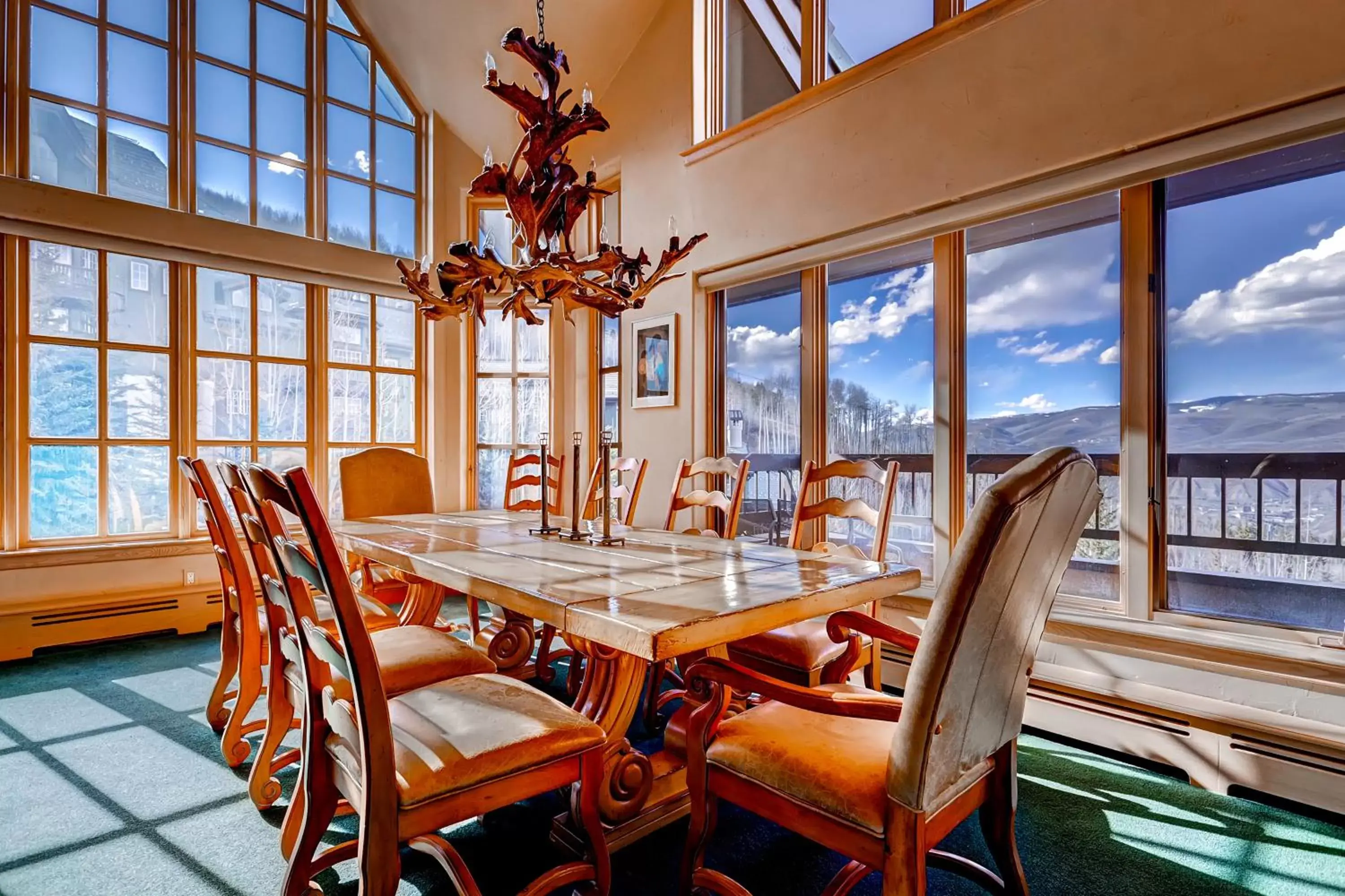 Dining area in The Pines Lodge, a RockResort