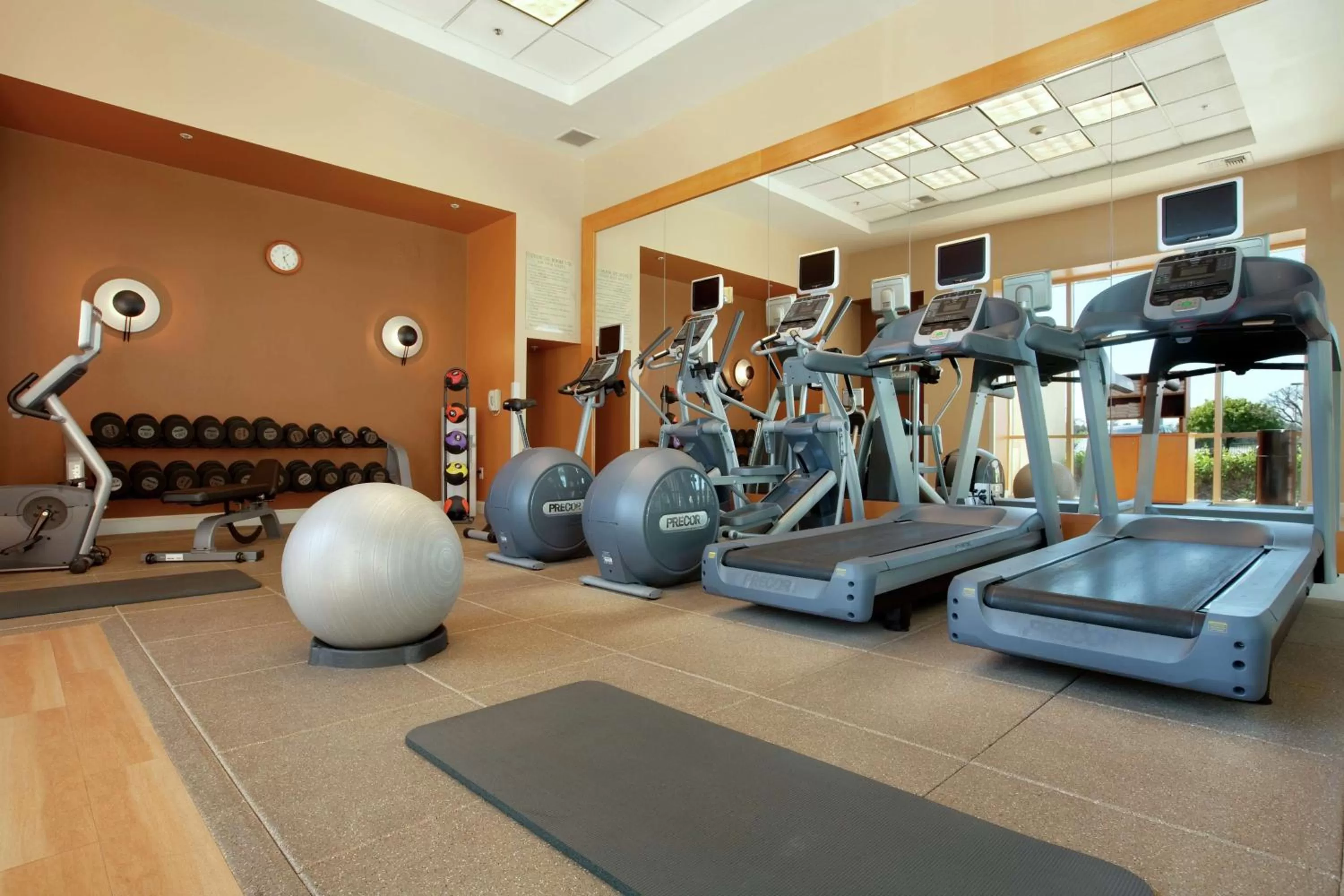 Fitness centre/facilities in Hilton Santa Clara