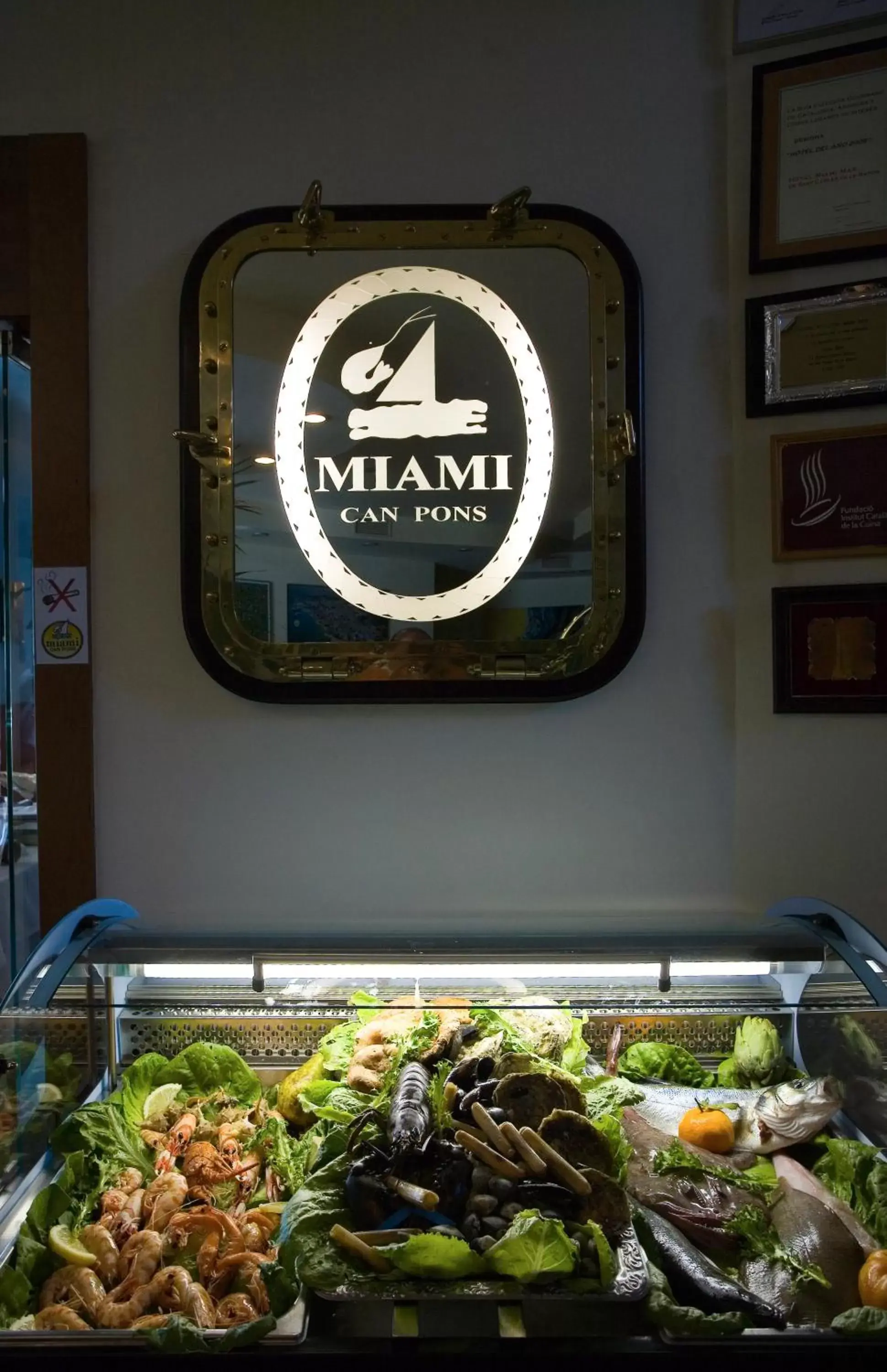 Restaurant/places to eat in Hotel Miami Mar