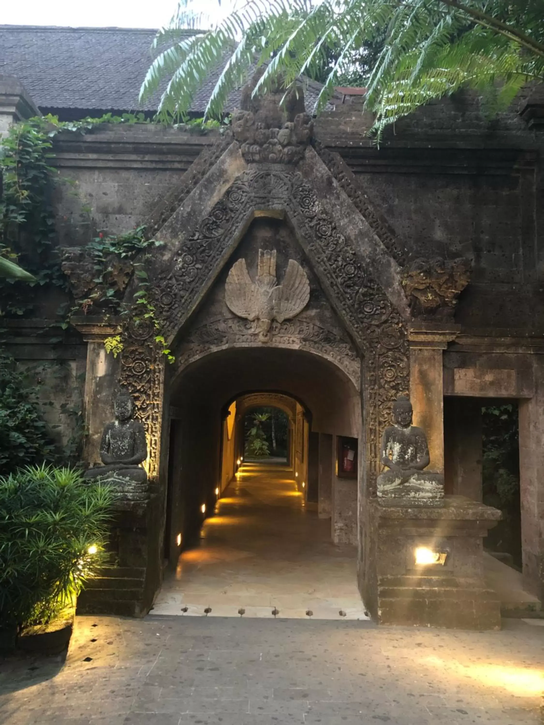 Property building in Ibah Property building in Ibah