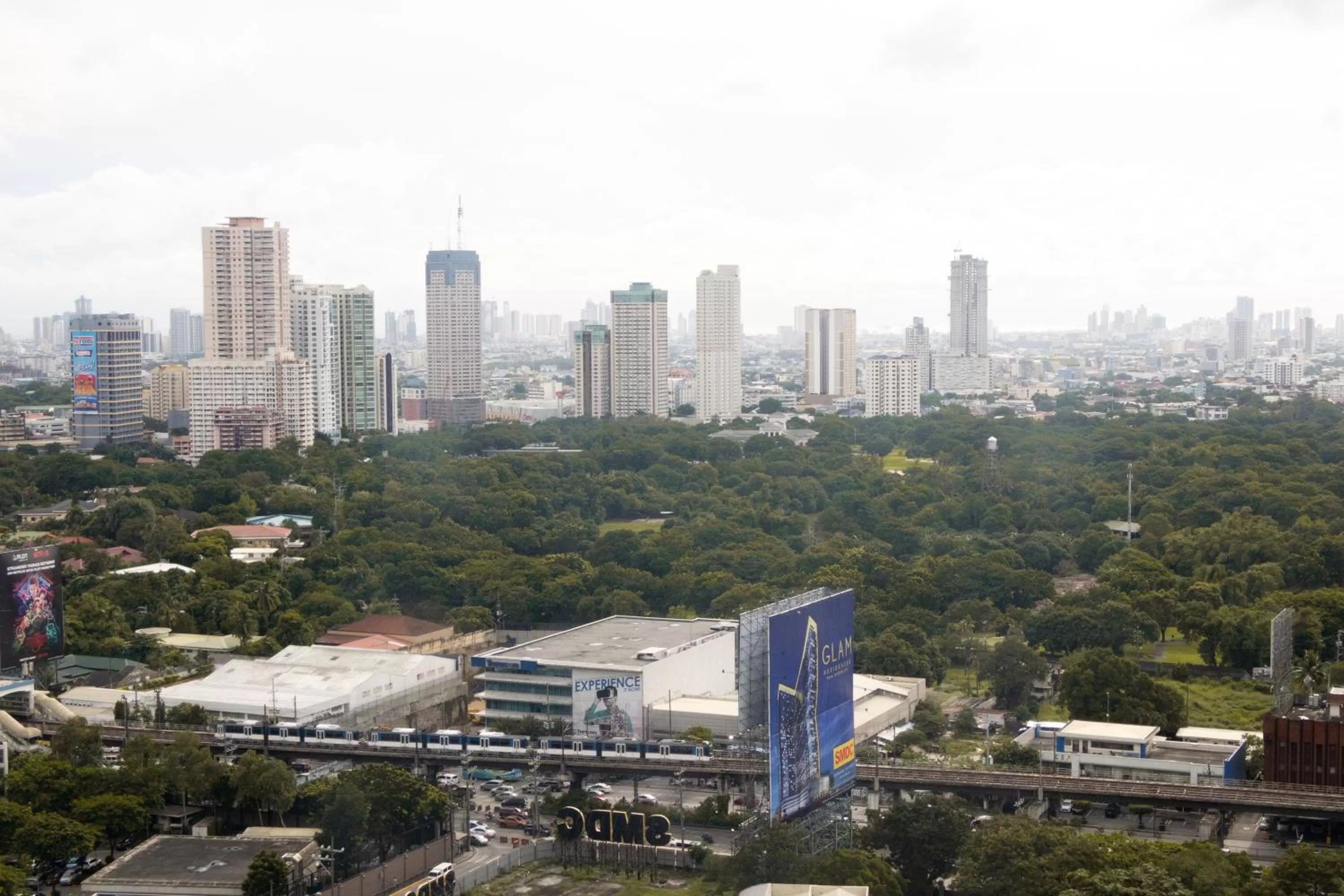 Two-Bedroom Suite in Holiday Inn & Suites Manila Galleria by IHG