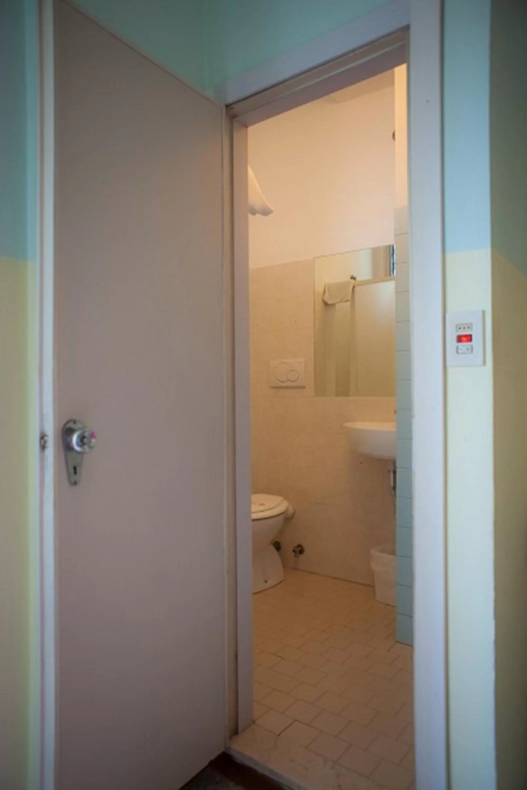 Bathroom in Hotel Ausonia