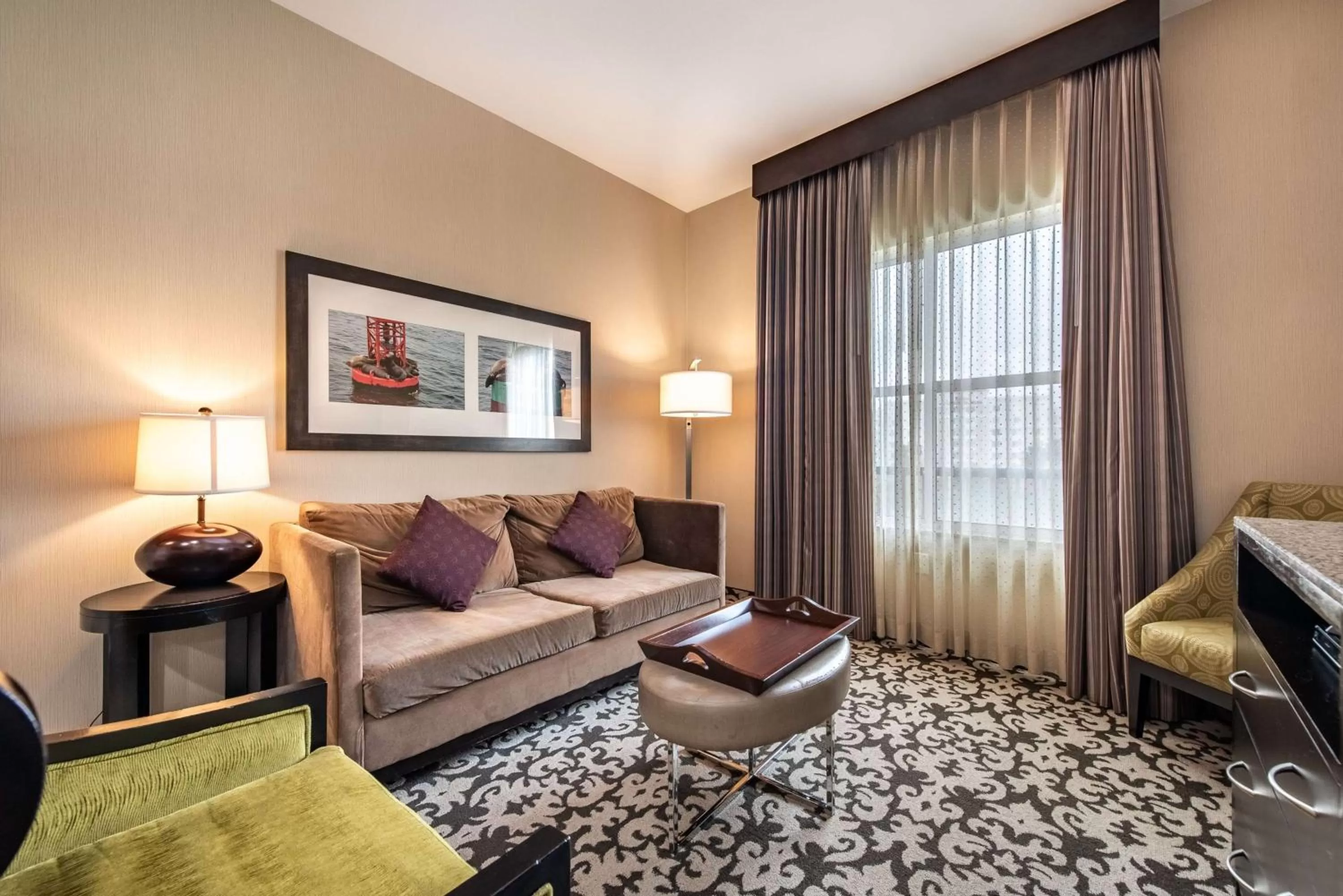 Living room in Homewood Suites by Hilton Oxnard/Camarillo