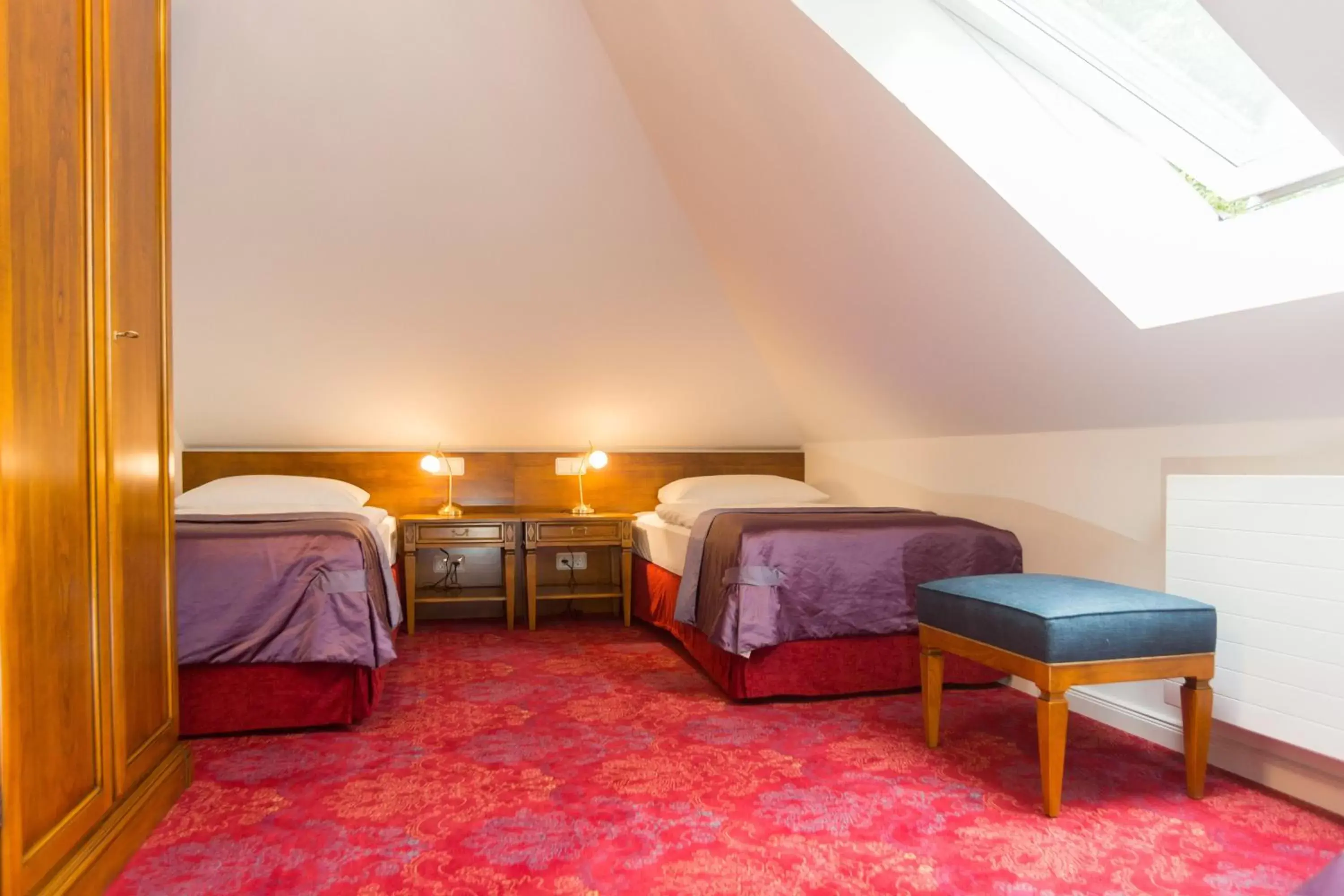 Bedroom, Bed in Hotel Erbprinzenpalais