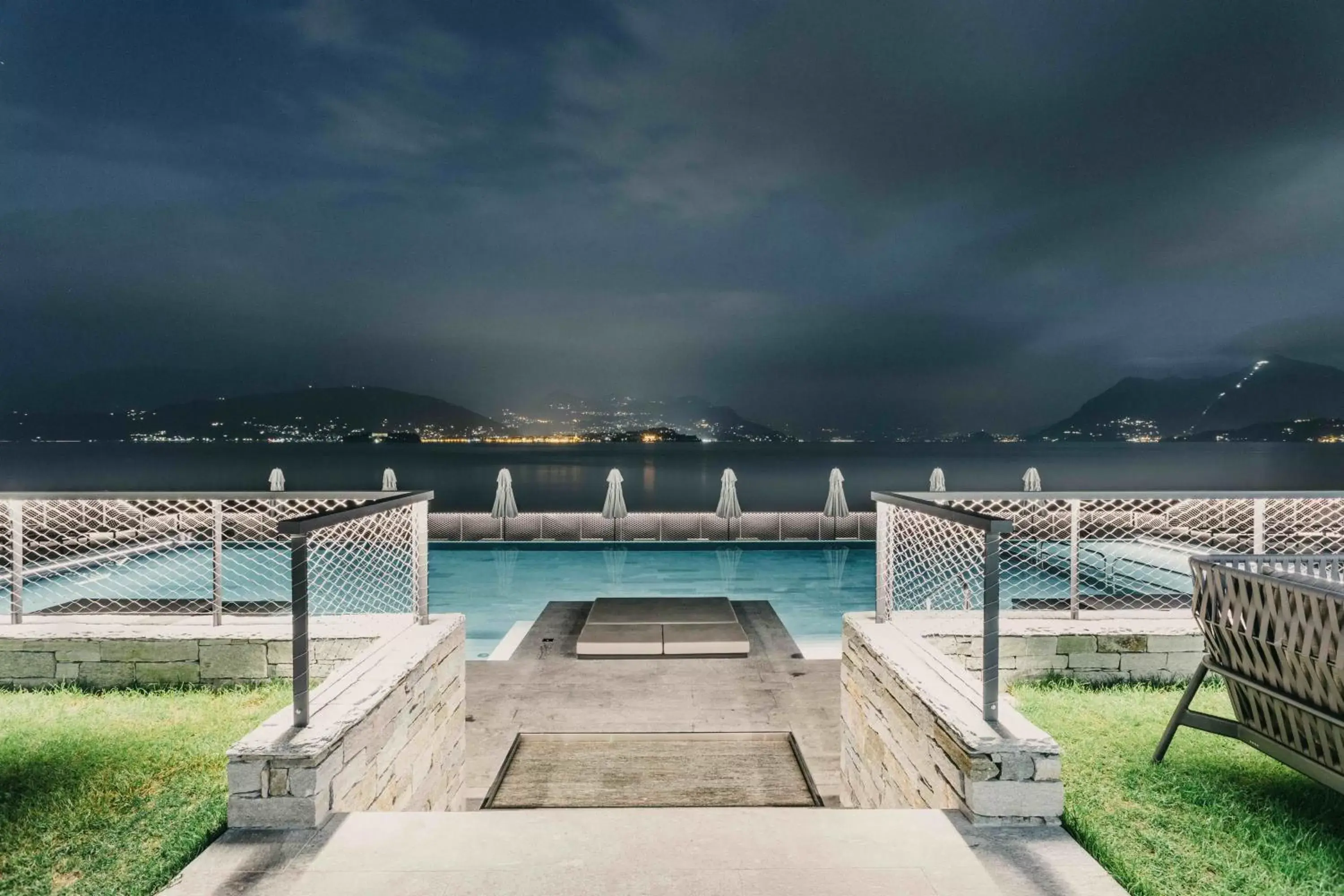 Lake view, Swimming Pool in Hotel La Palma