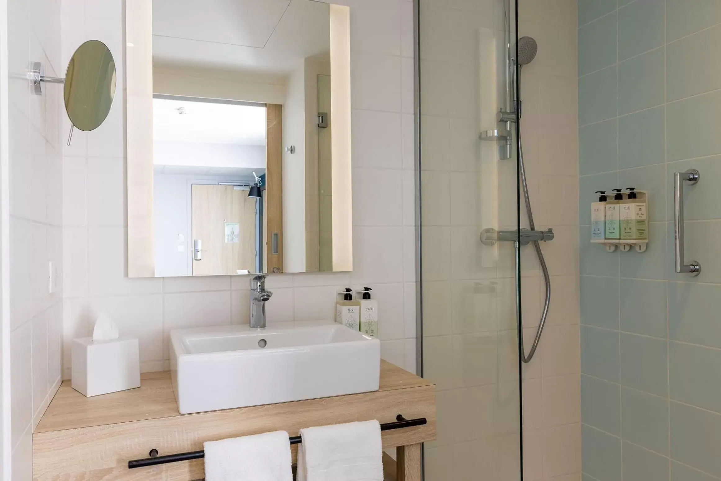Shower, Bathroom in Hampton by Hilton Tours Centre, France