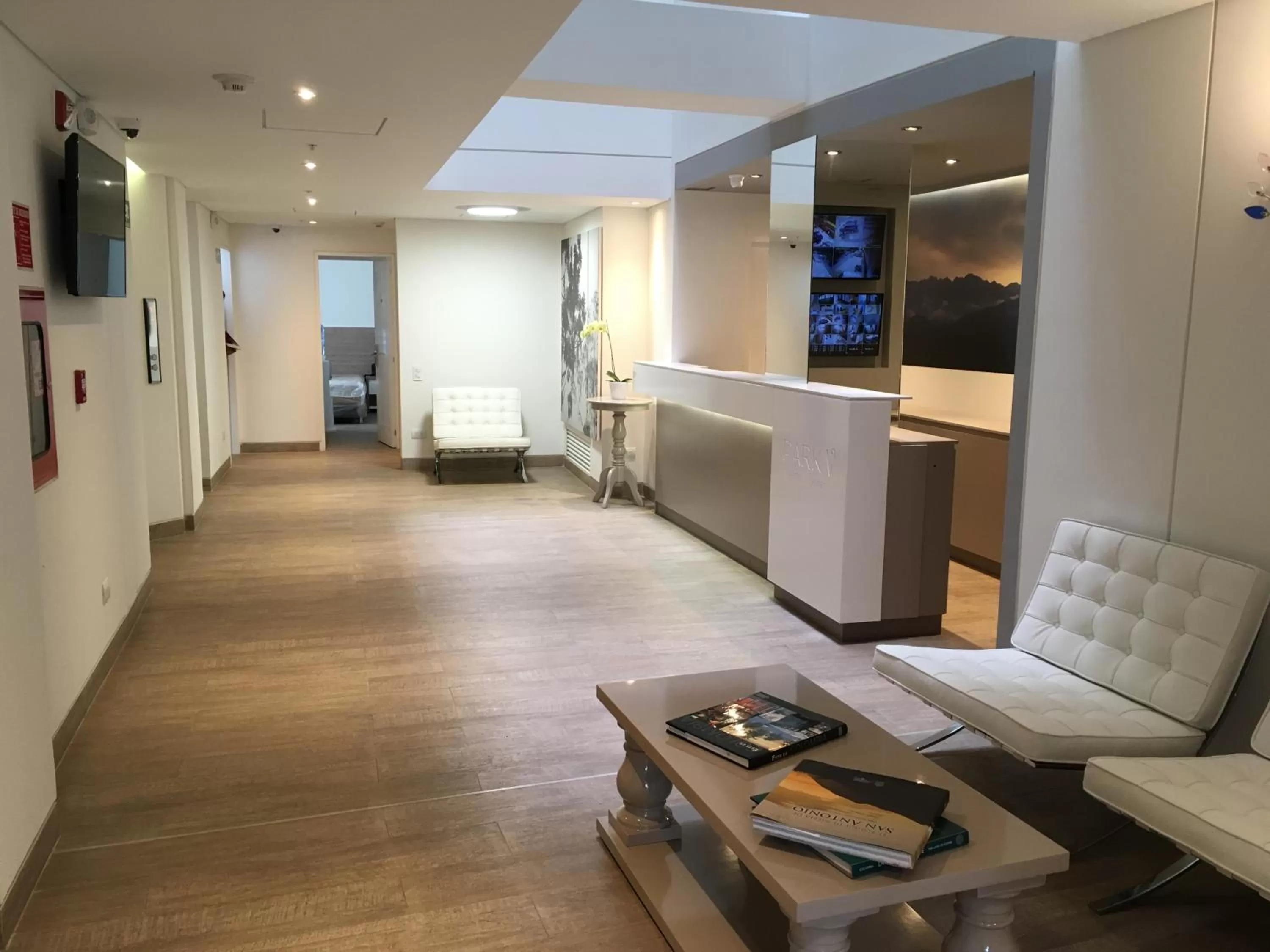 Lobby or reception in Park V