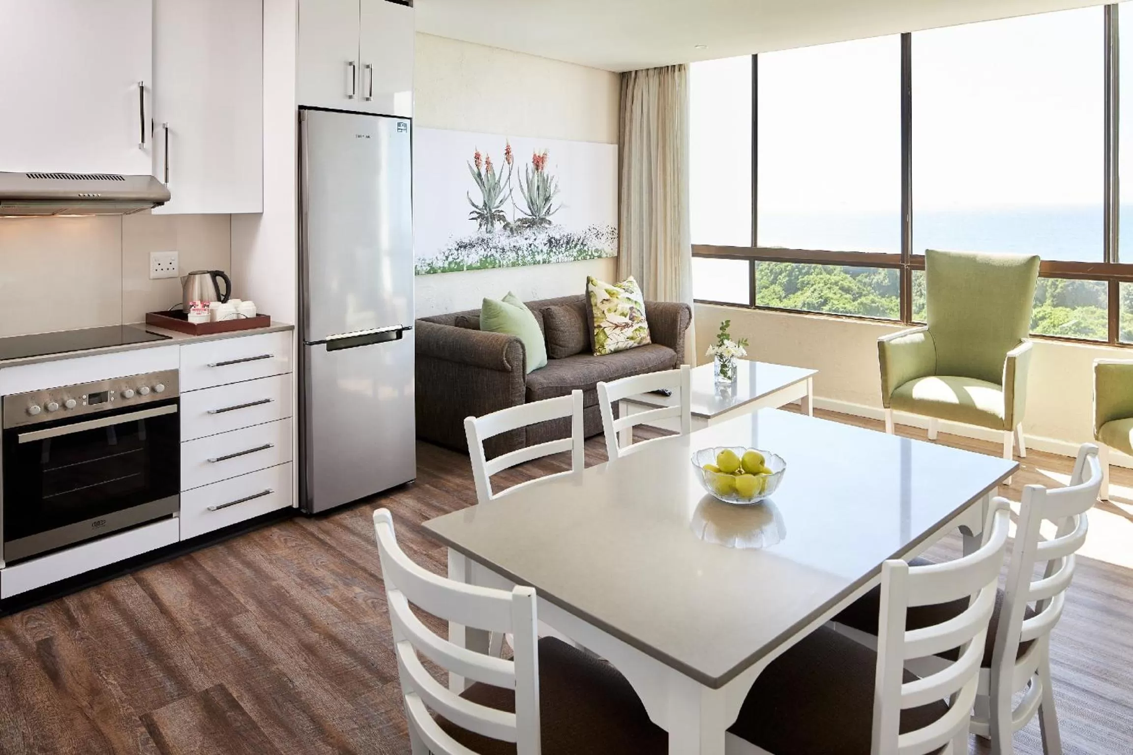 Kitchen or kitchenette in First Group Breakers Resort - Official