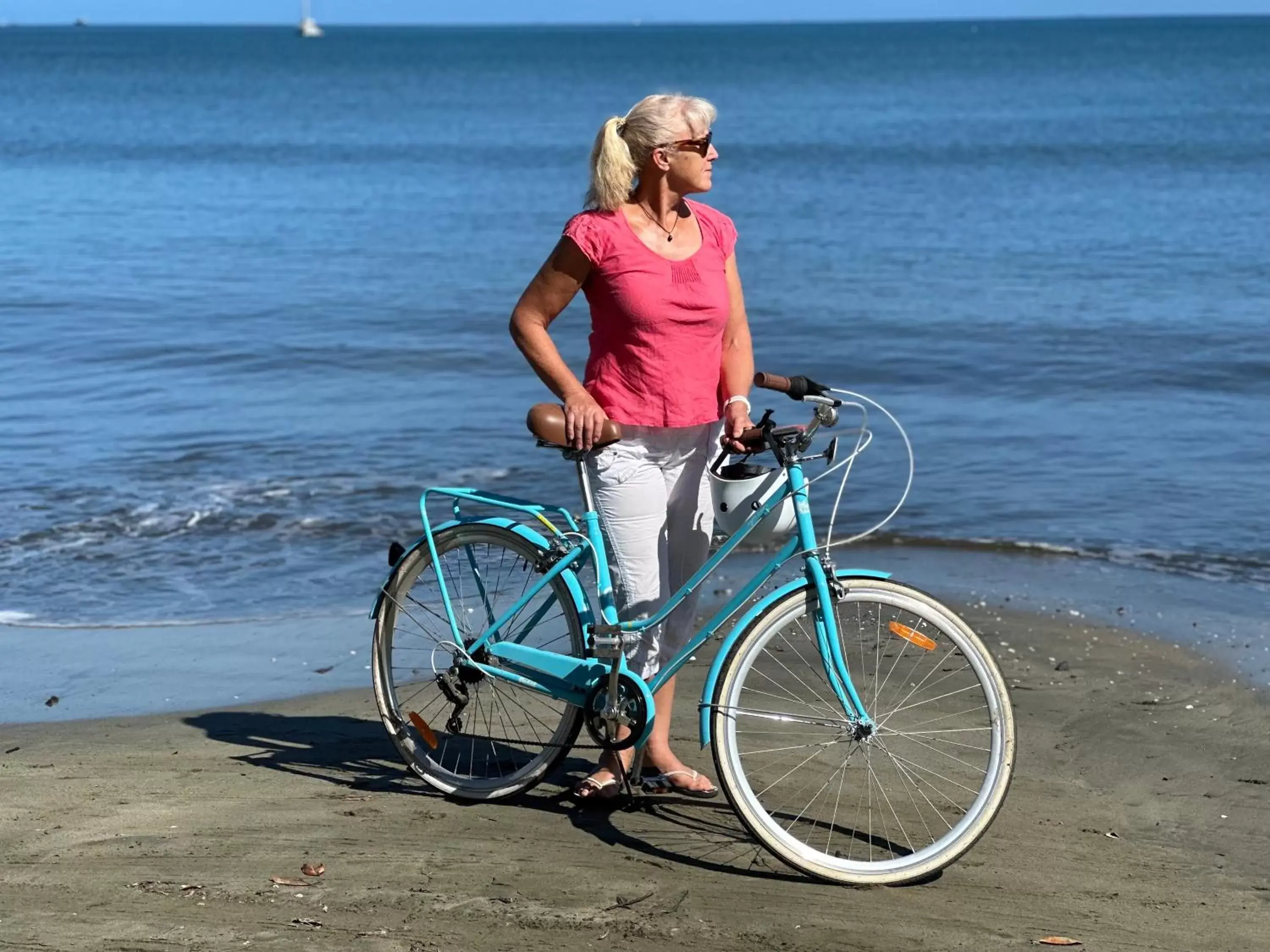 Cycling, Biking in Aquarius On The Beach