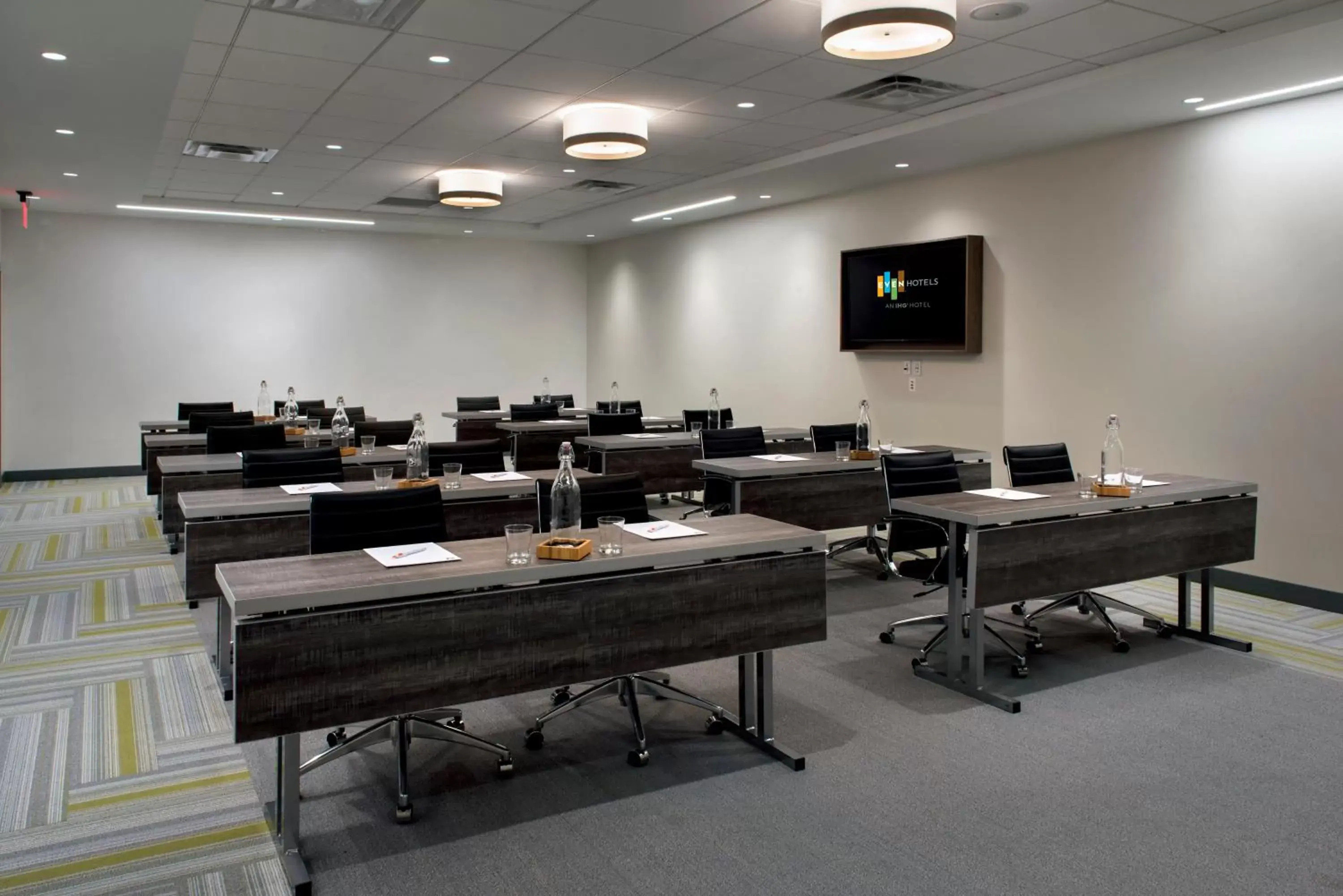 Meeting/conference room in EVEN Hotels - Shenandoah - The Woodlands, an IHG Hotel
