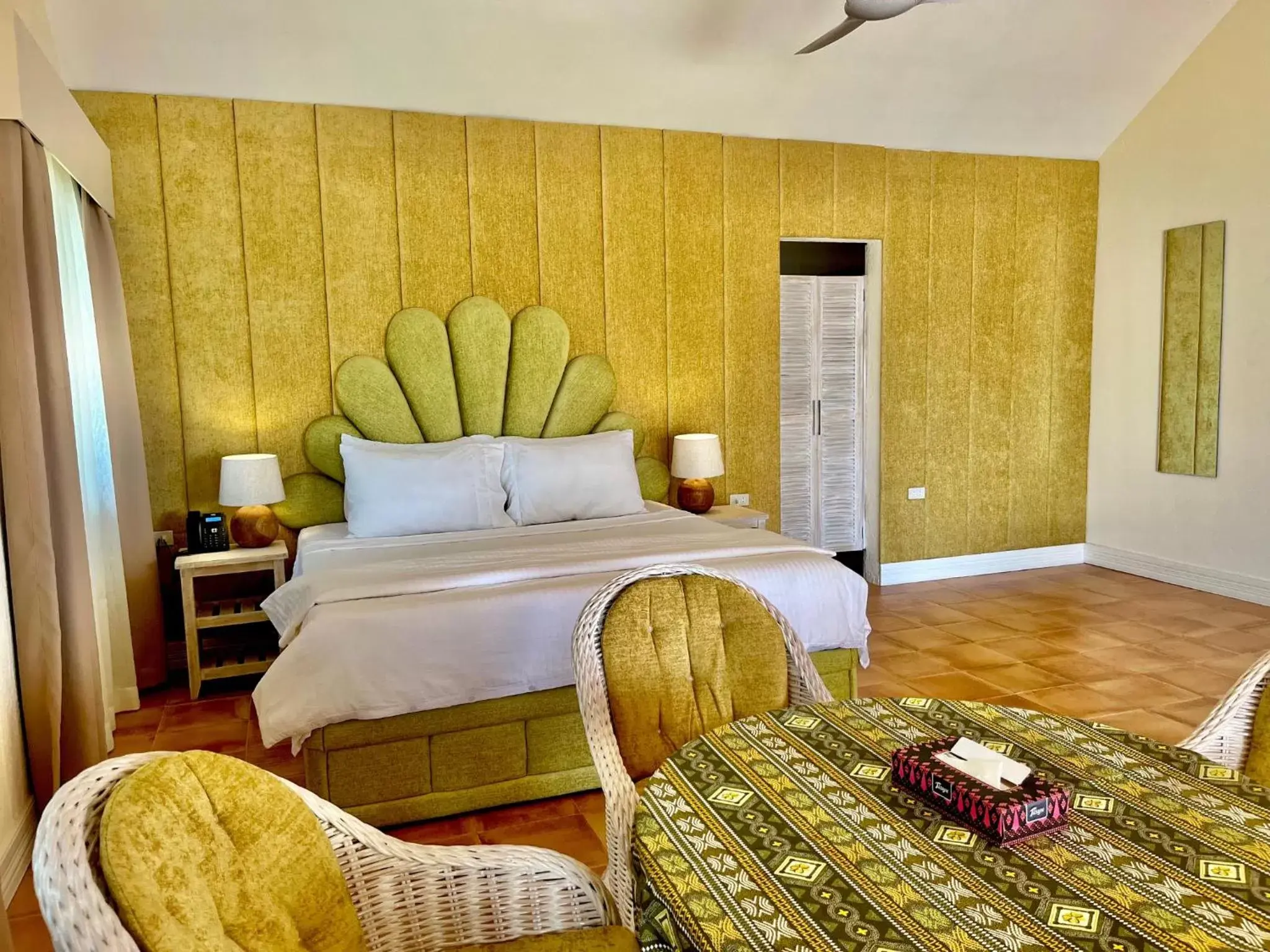 Bedroom, Bed in Coco Grove Beach Resort, Siquijor Island Bedroom, Bed in Coco Grove Beach Resort, Siquijor Island