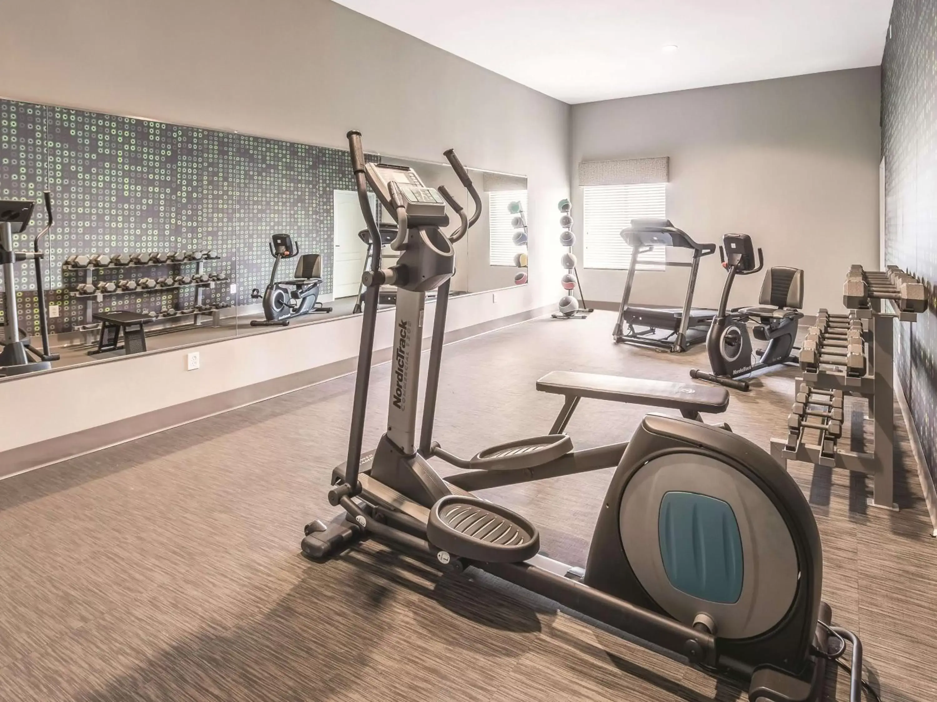 Fitness centre/facilities, Fitness Center/Facilities in La Quinta by Wyndham Fort Worth - Lake Worth