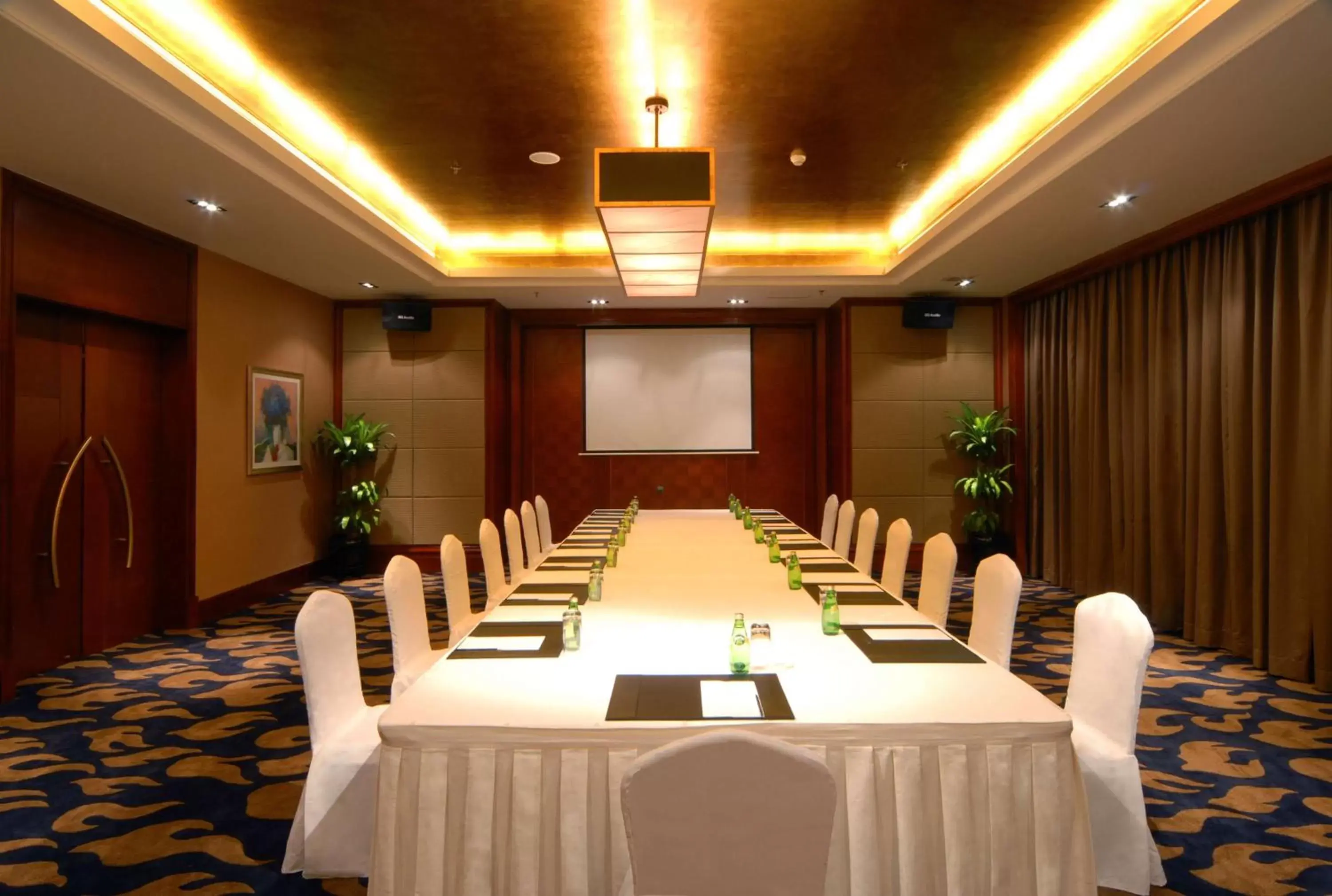 Meeting/conference room in Kempinski Hotel Shenzhen
