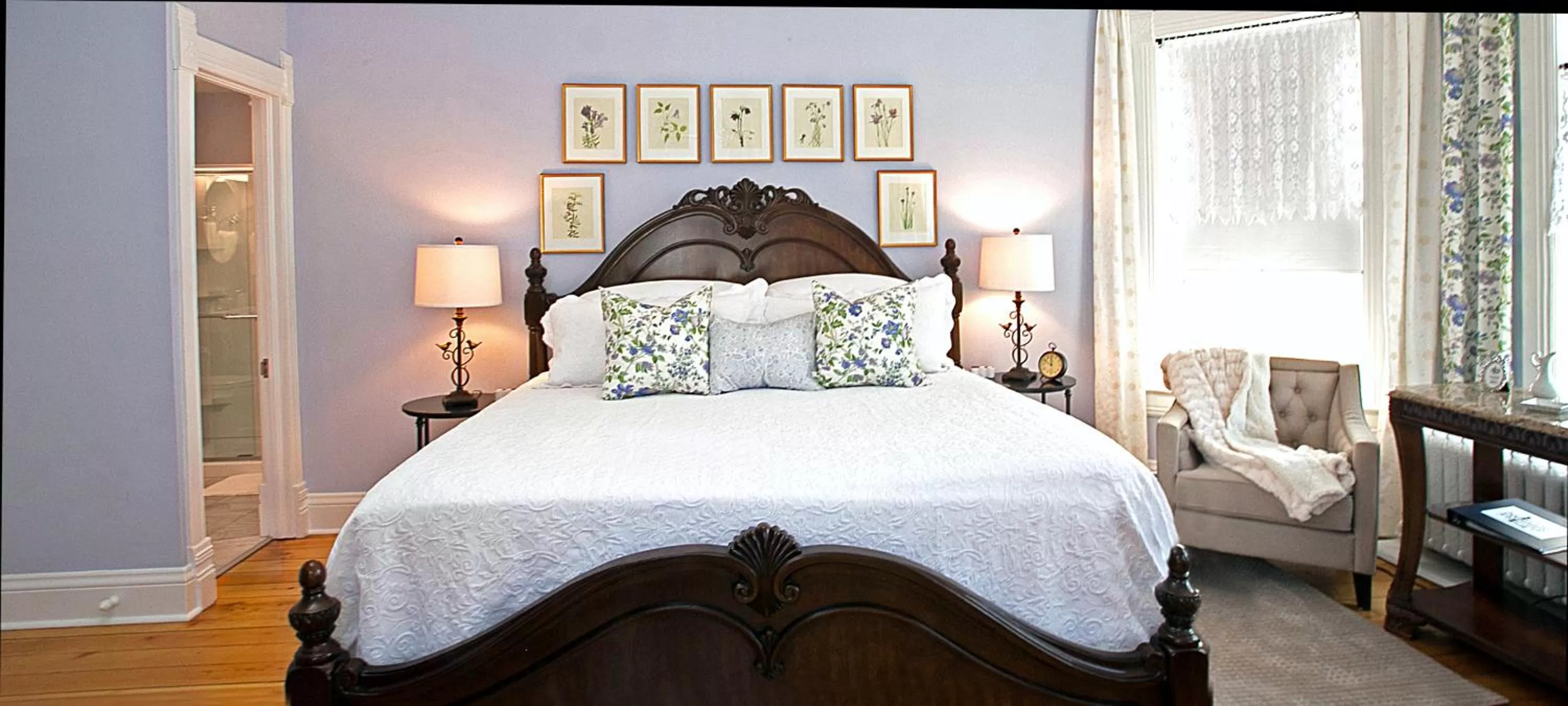 Bedroom, Bed in Lamberson Guest House