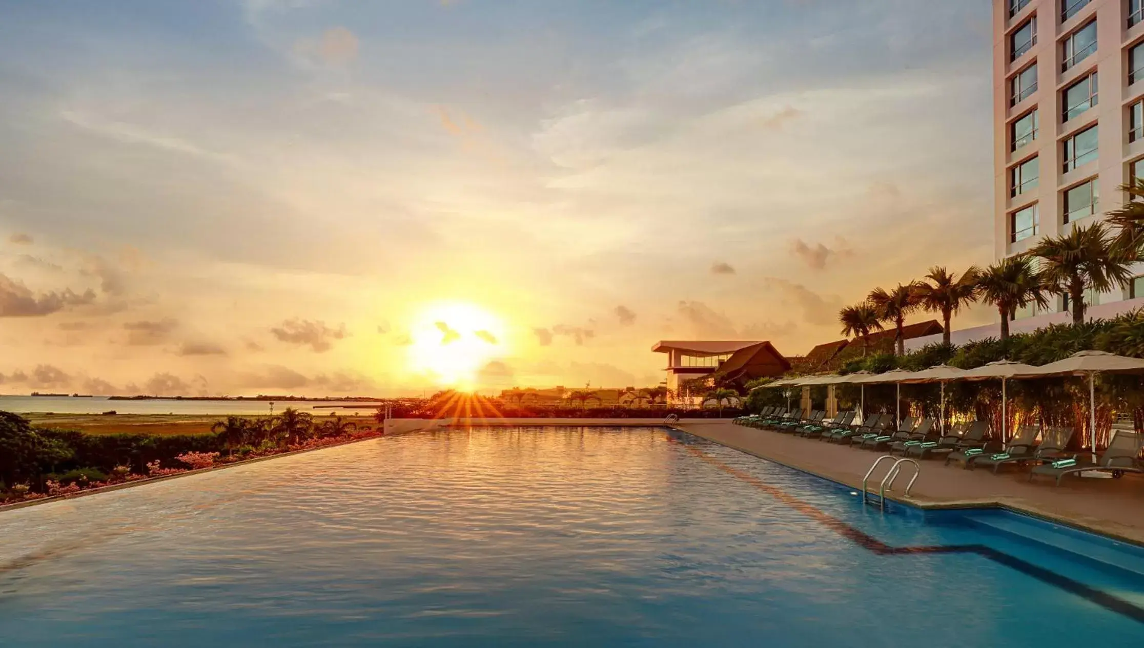 Swimming Pool in Holiday Inn Melaka, an IHG Hotel