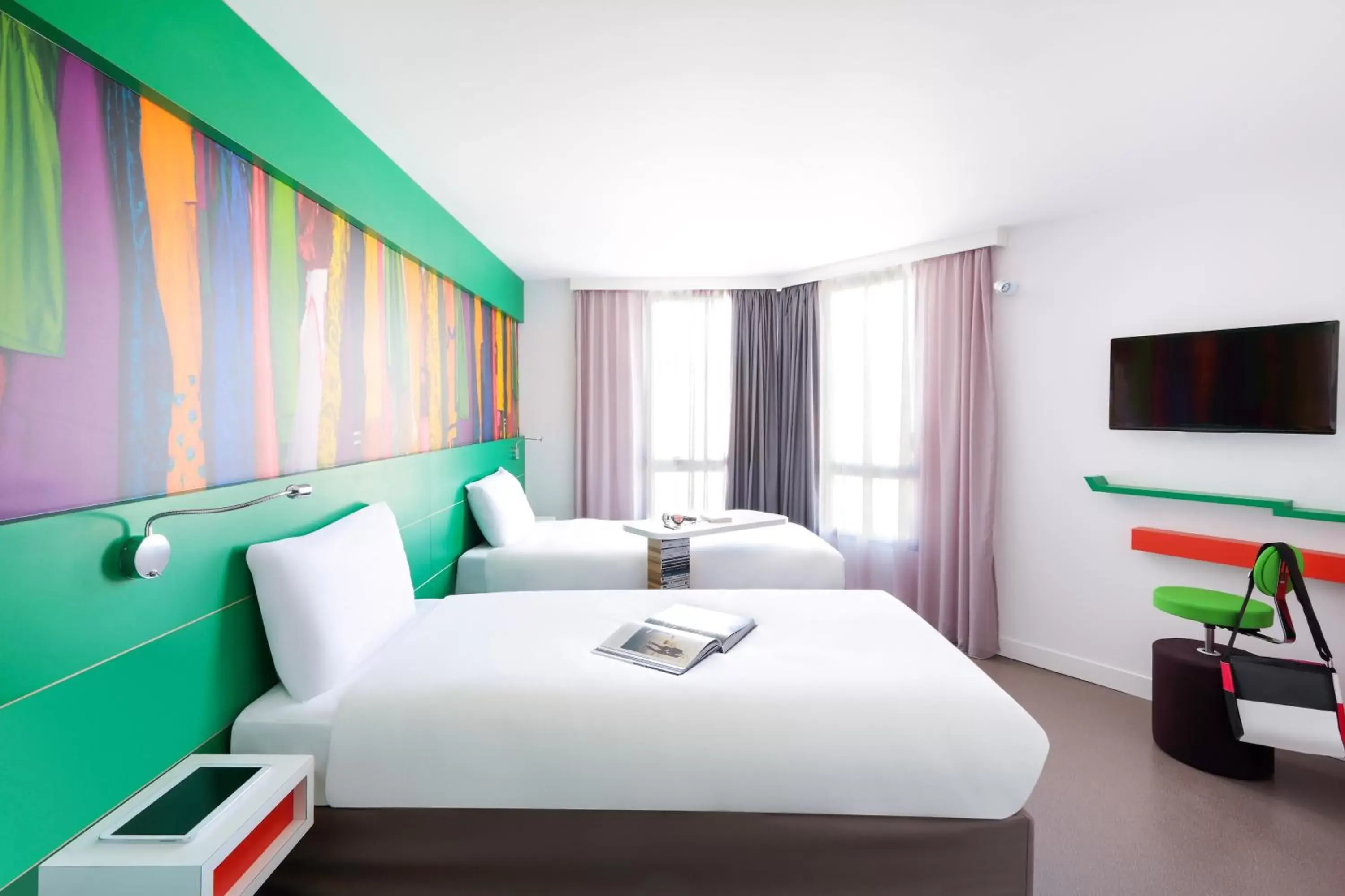 Photo of the whole room, Bed in ibis Styles Montpellier Centre Comedie