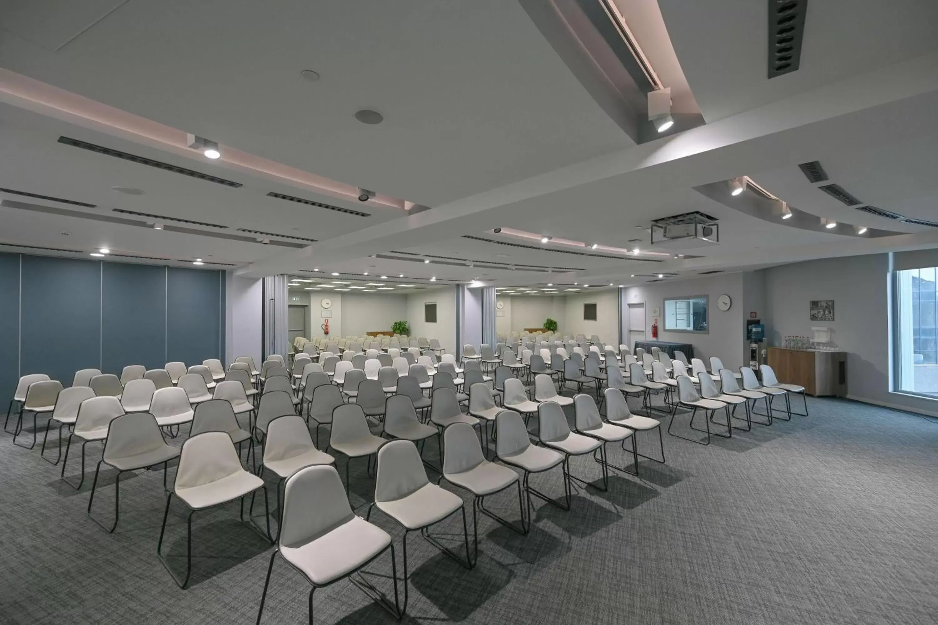 Meeting/conference room in DoubleTree by Hilton Yerevan City Centre