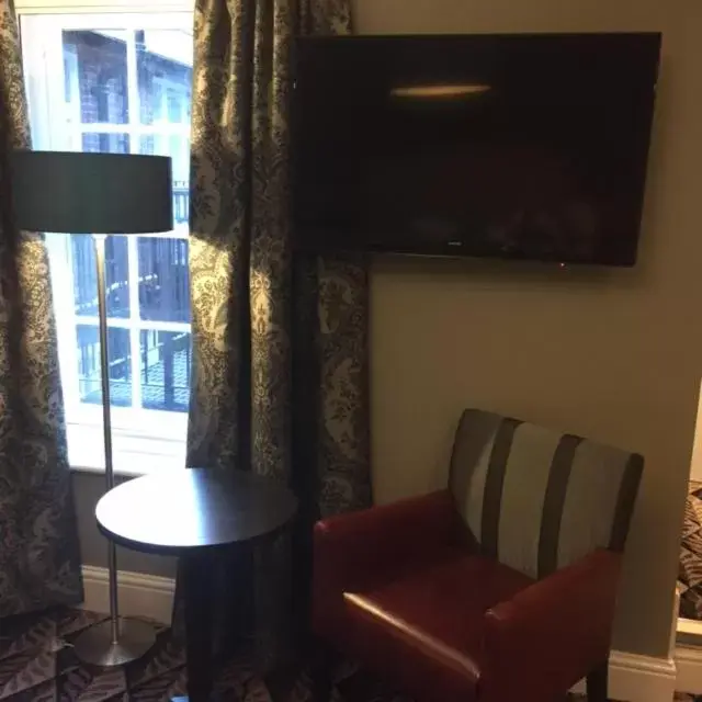 Property building, Seating Area in The Bell Hotel Aylesbury