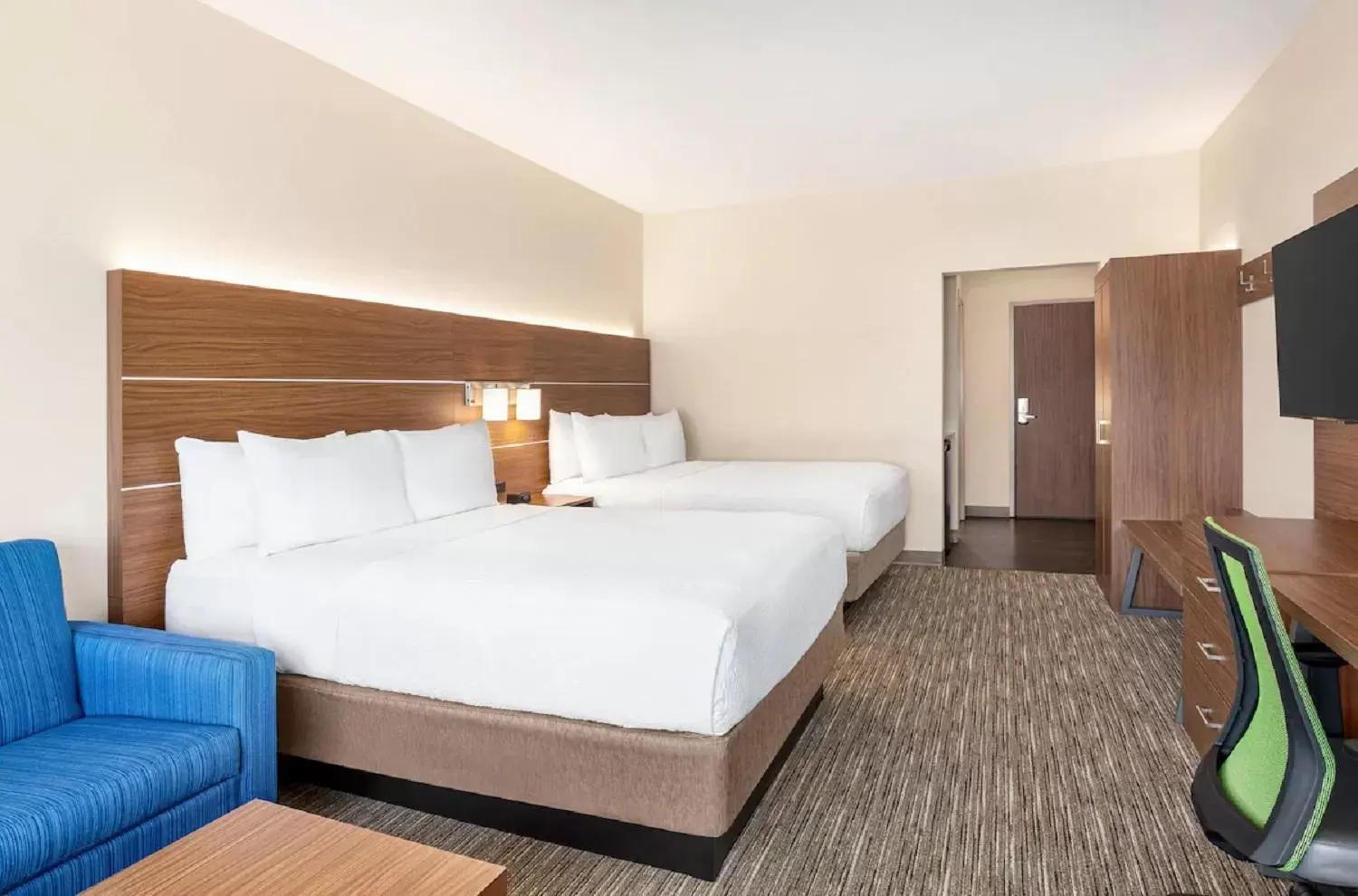 Bedroom, Bed in Holiday Inn Express & Suites Austin North - Pflugerville, an IHG Hotel