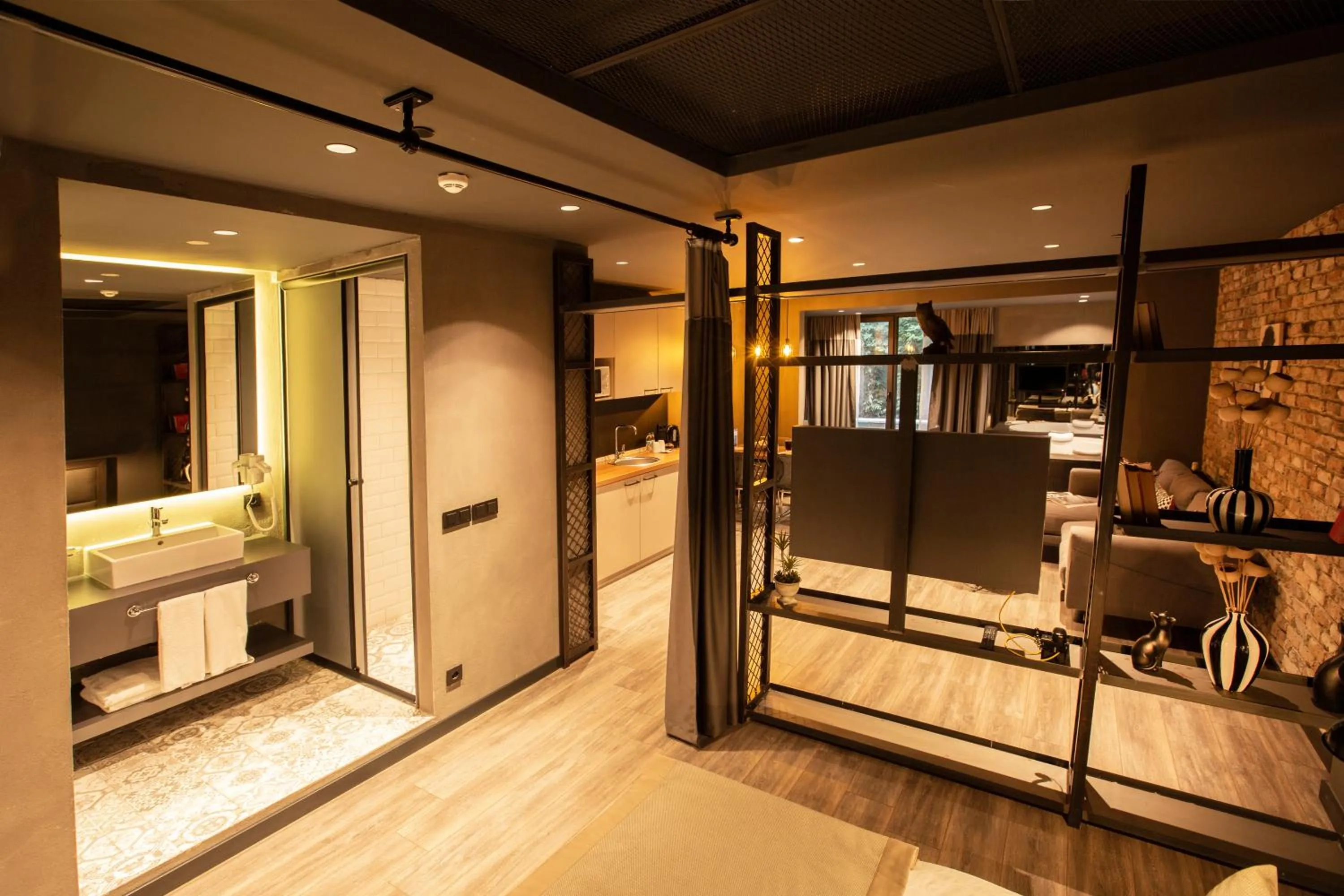 Bathroom, Bed in Cityloft 161