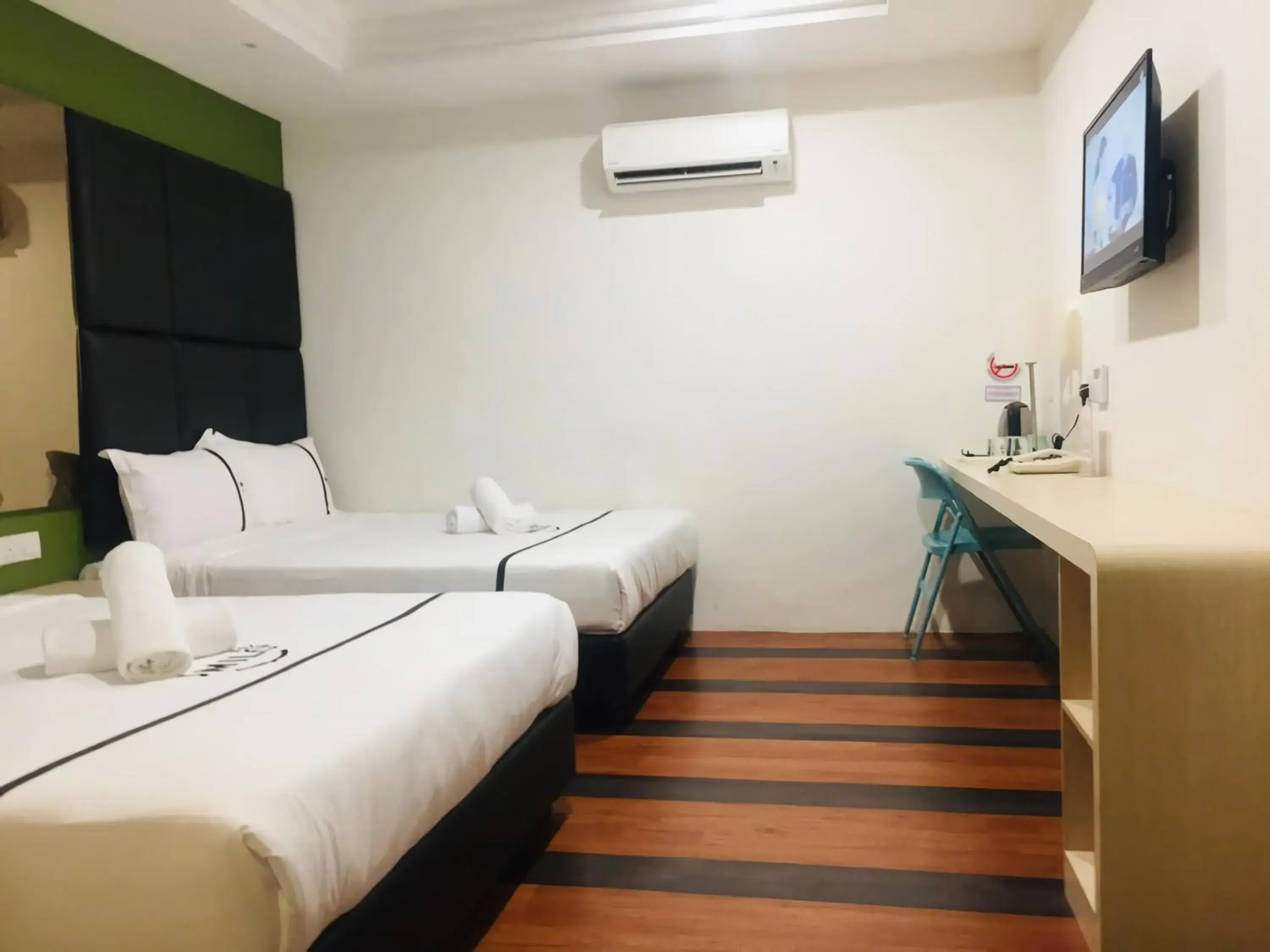 Bed in Seeds Hotel Ampang Point