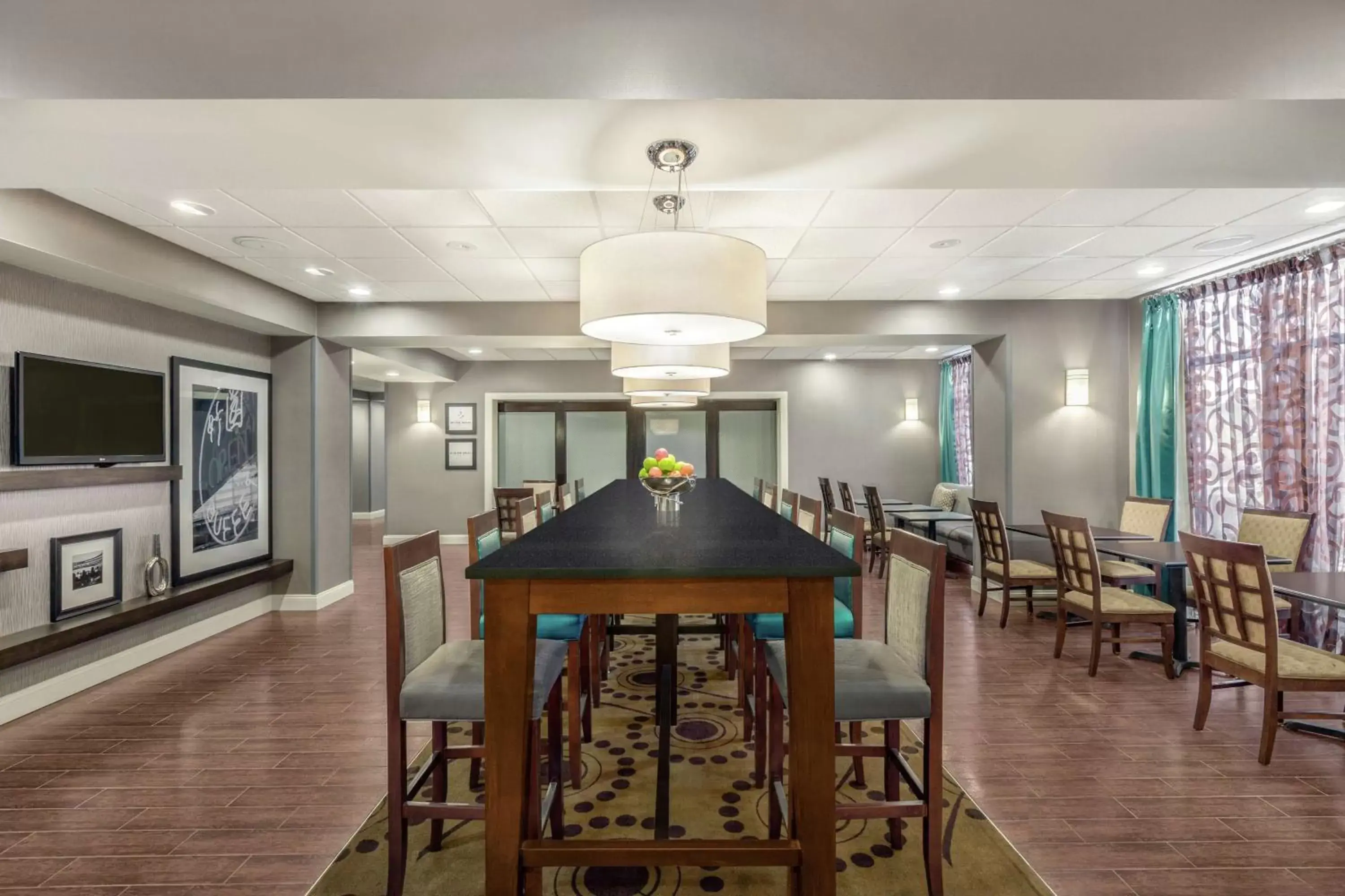 Lobby or reception, Restaurant/Places to Eat in Hampton Inn Statesboro