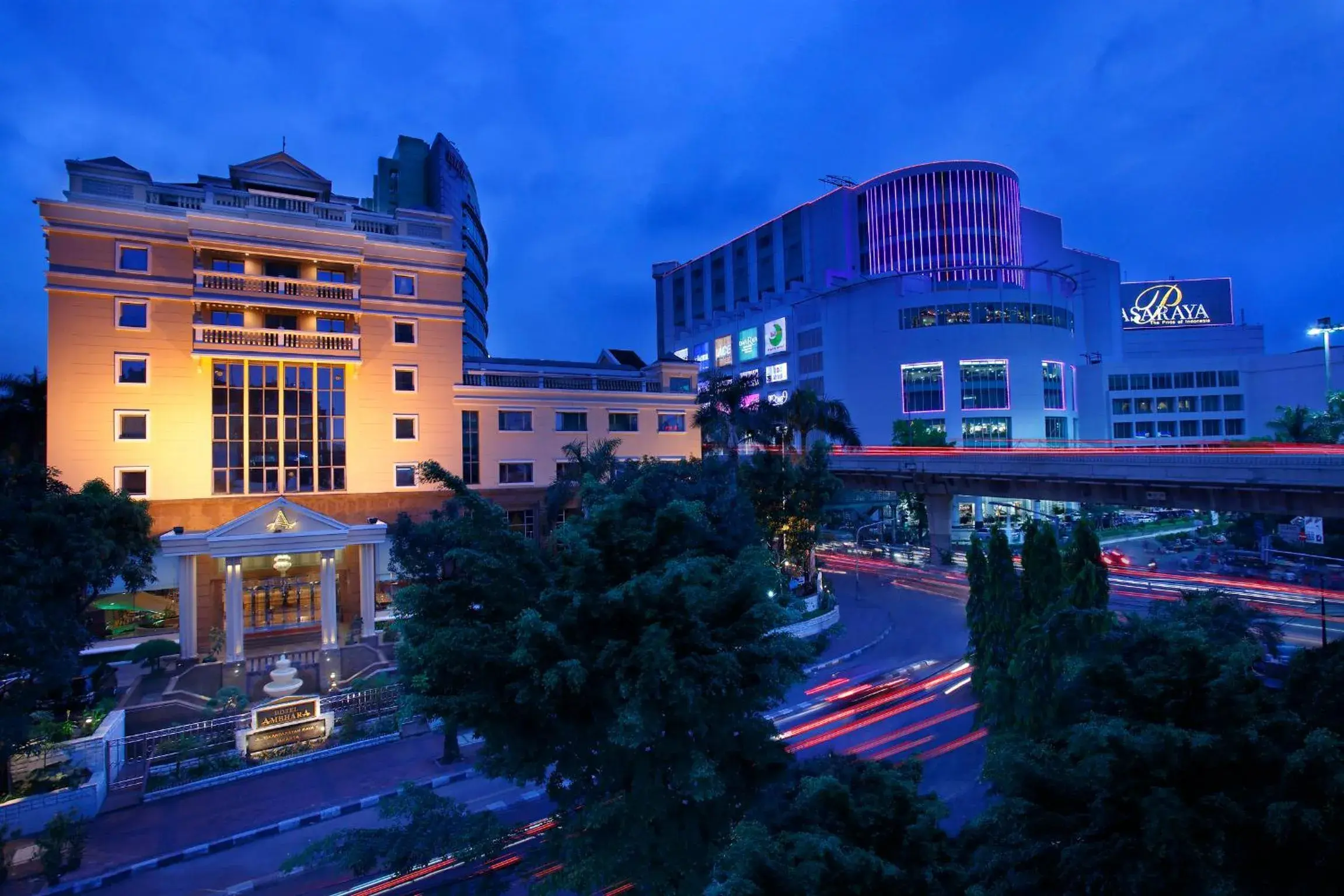 Facade/entrance in Ambhara Hotel Facade/entrance in Ambhara Hotel