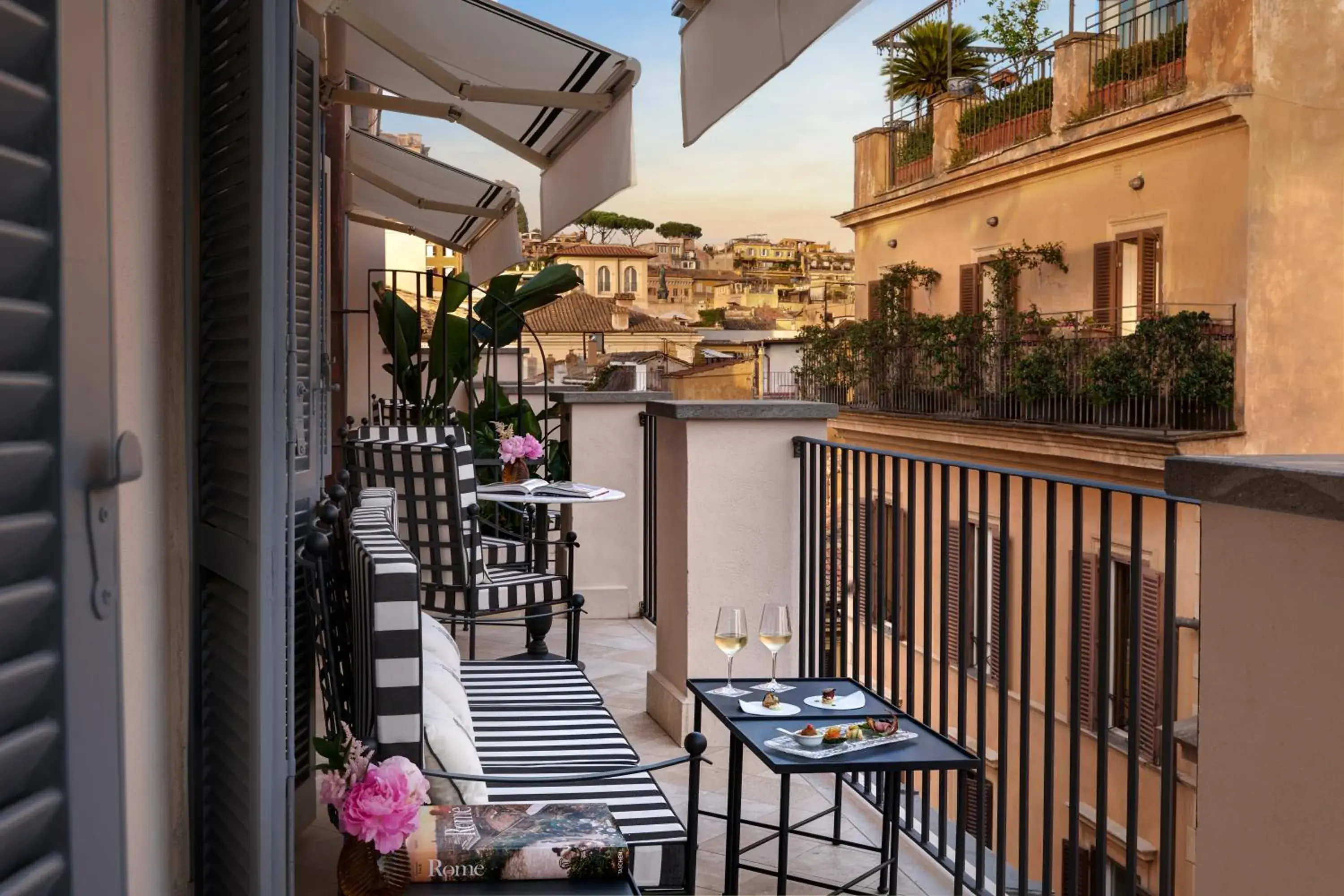 Balcony/Terrace in Hotel d'Inghilterra Roma - Starhotels Collezione