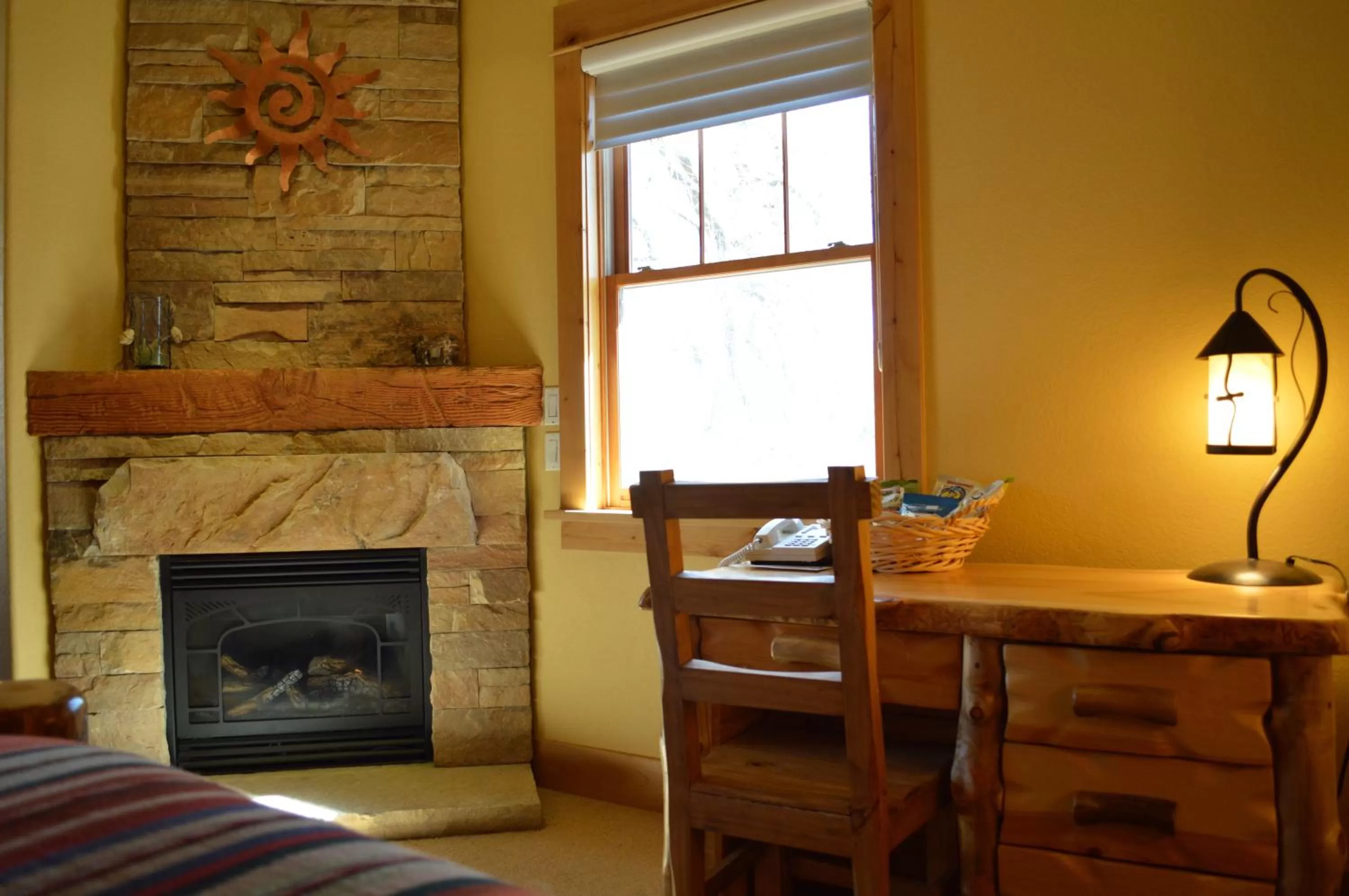 Bedroom, Dining Area in Niwot Inn & Spa