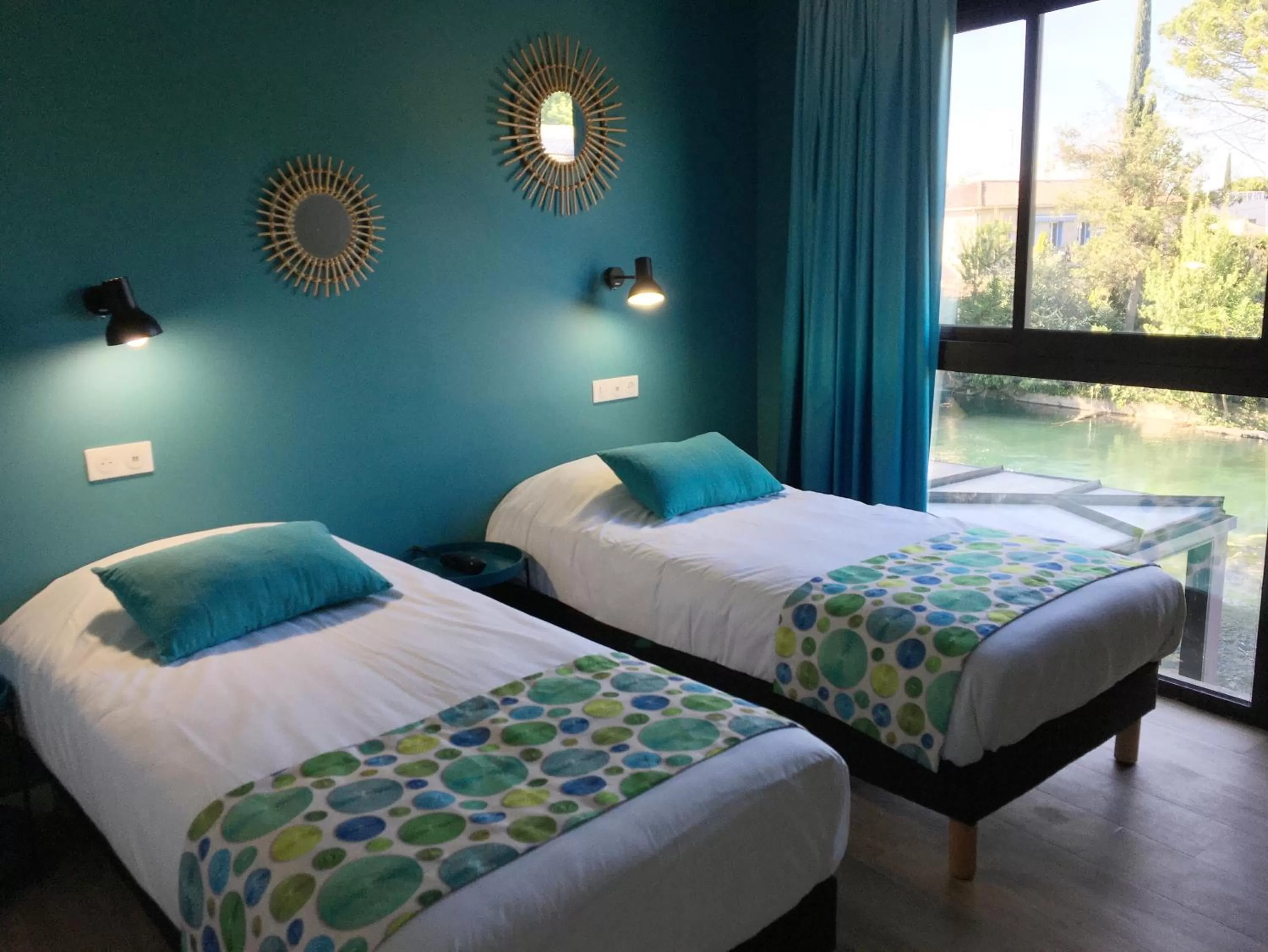 Bed in Hotel Cantosorgue