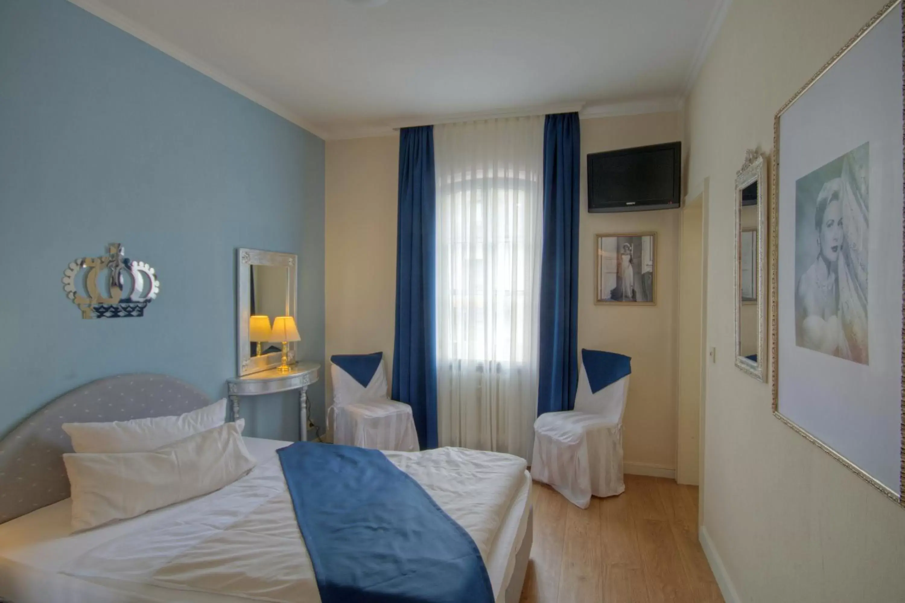 Comfort Single Room in Hotel Zum Goldenen Stern Comfort Single Room in Hotel Zum Goldenen Stern