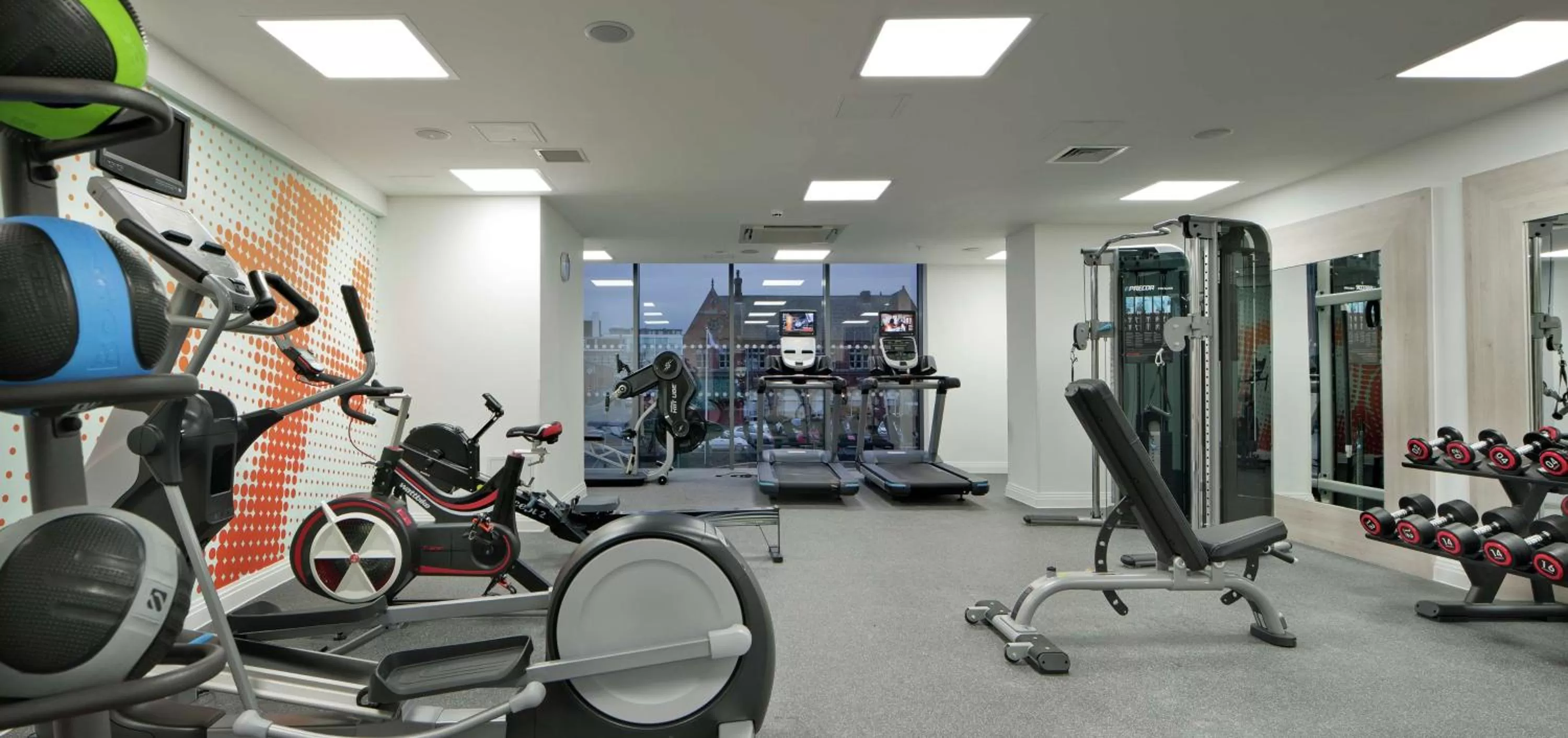 Fitness centre/facilities in Hampton By Hilton Leeds City Centre