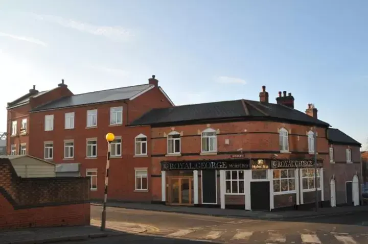 Facade/entrance, Property Building in Royal George Hotel