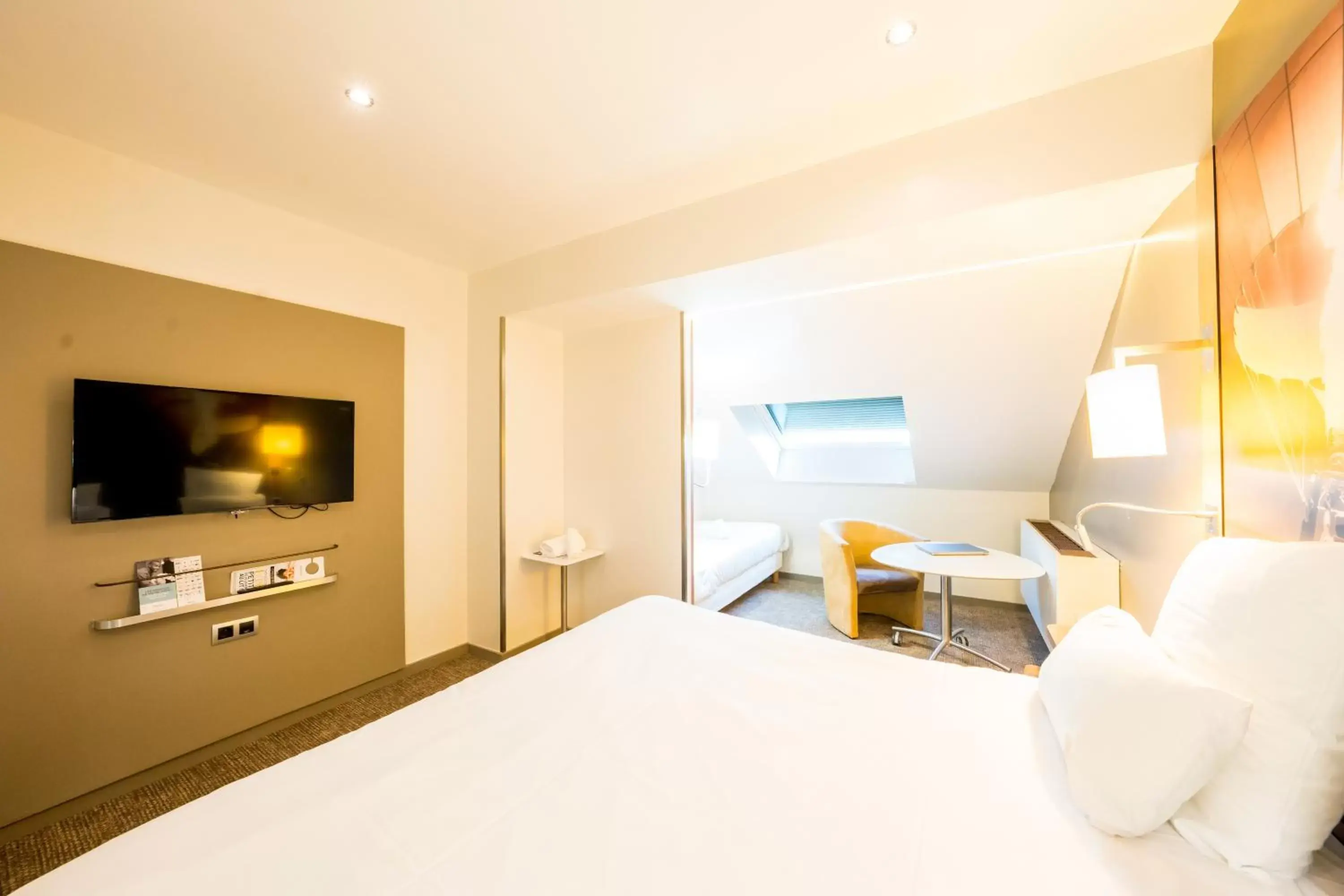 Bed in Mercure Vienne Sud Chanas