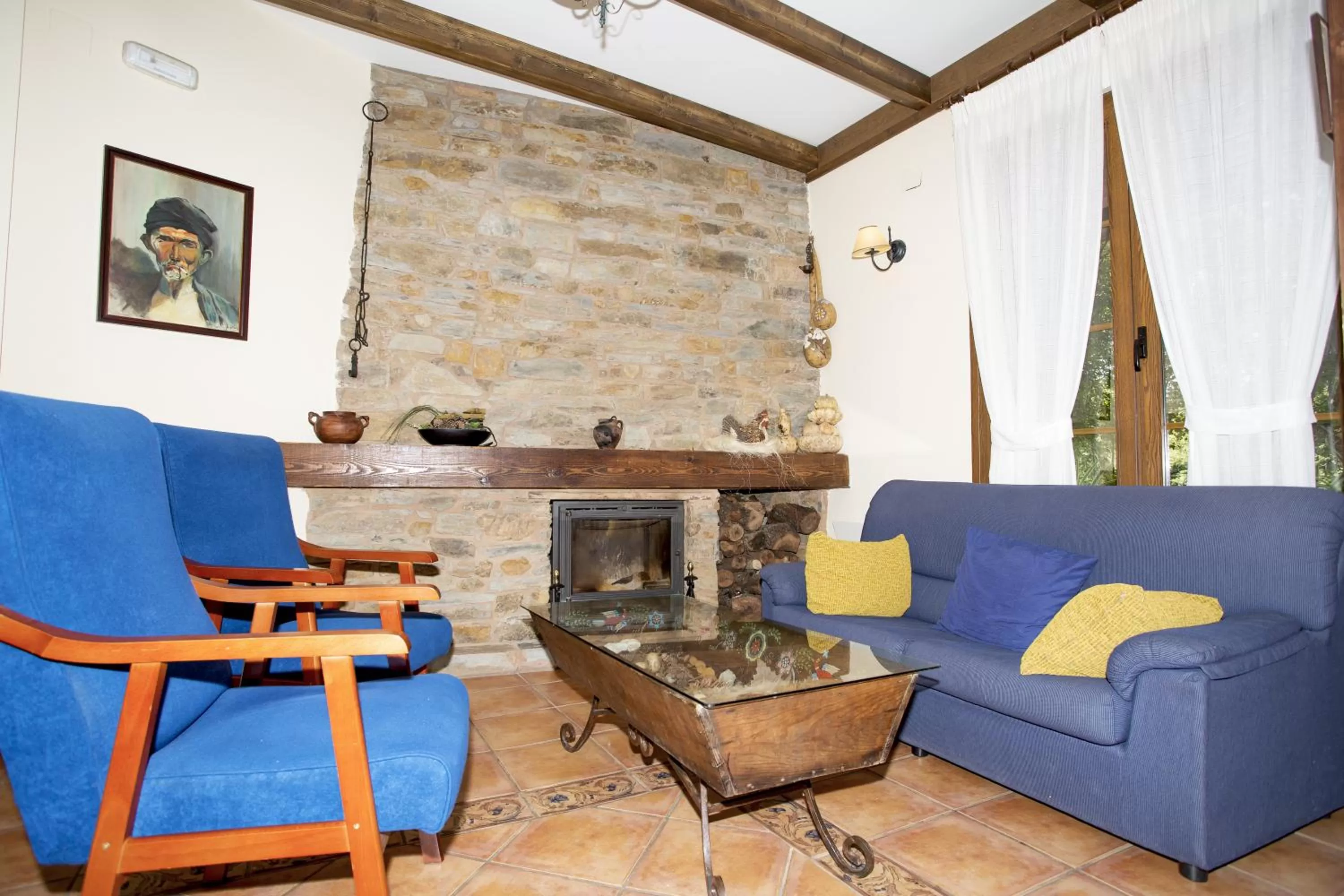 Lounge or bar, Seating Area in Hotel Rural Castúo H CC 656