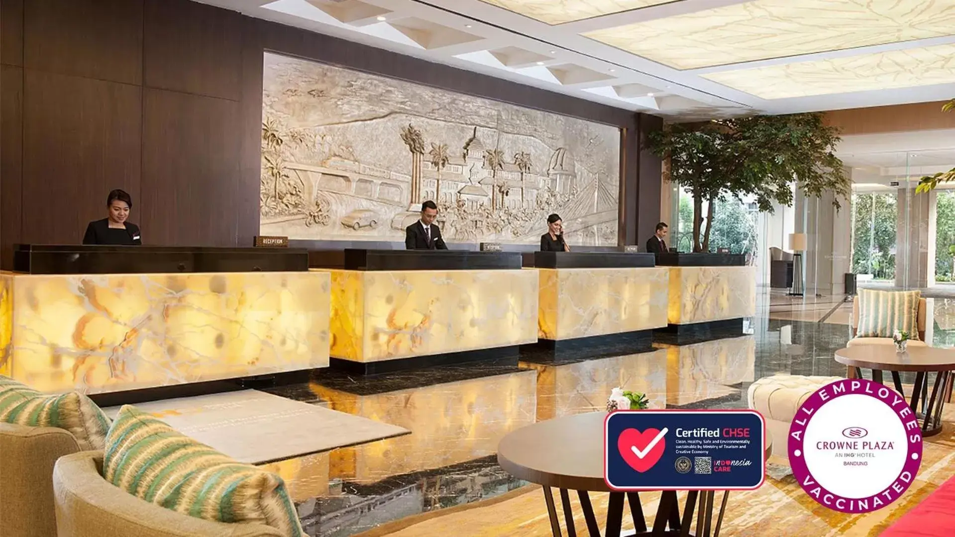 Lobby or reception in Crowne Plaza Bandung, an IHG Hotel