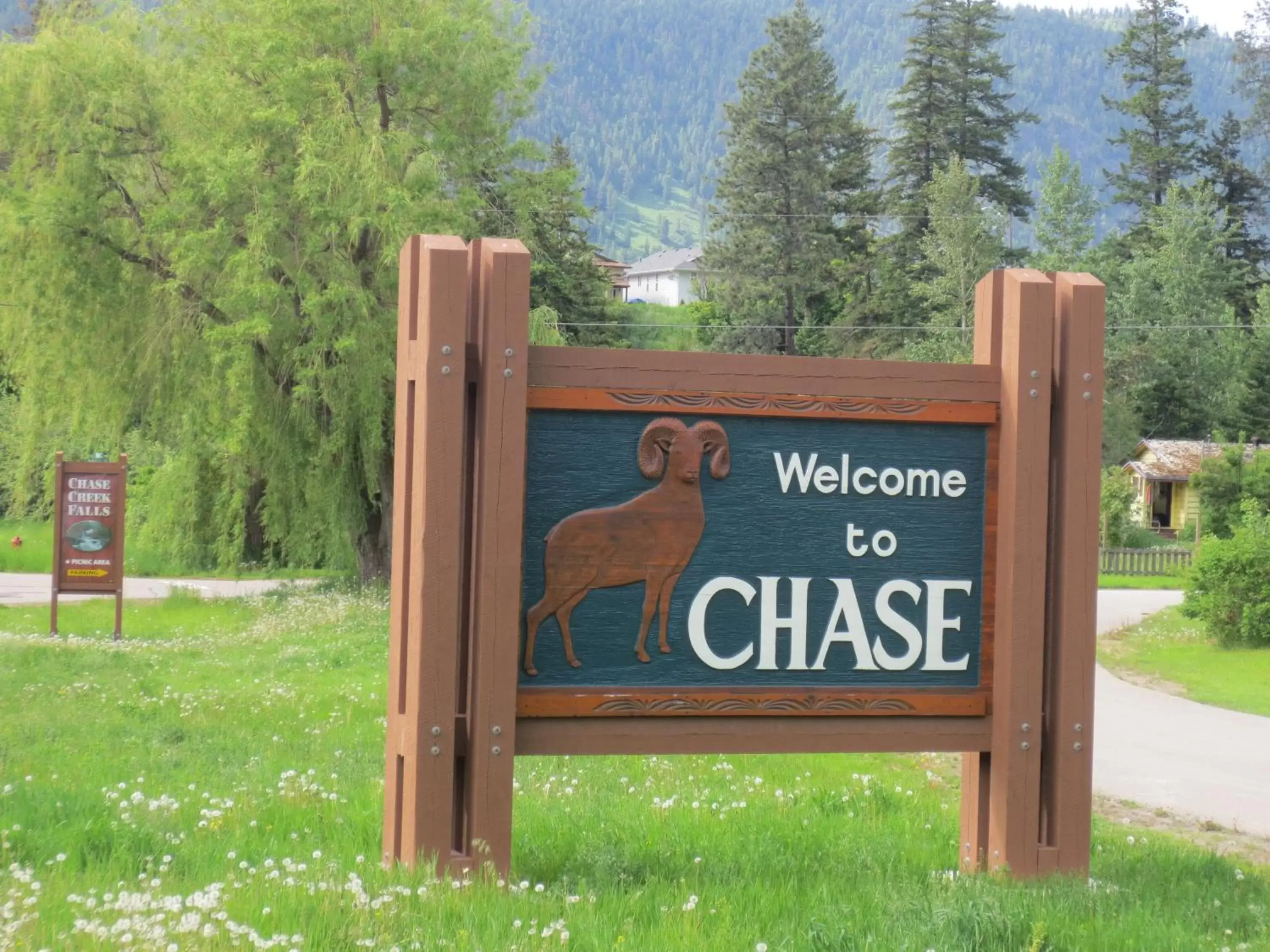 Area and facilities in Chase Country Inn