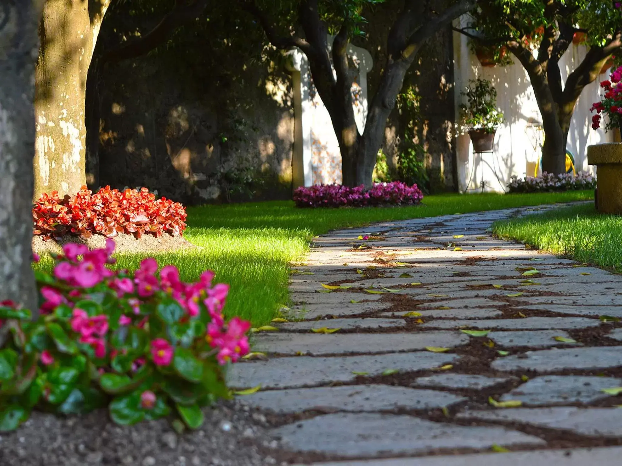 Garden in The Secret Garden Relais