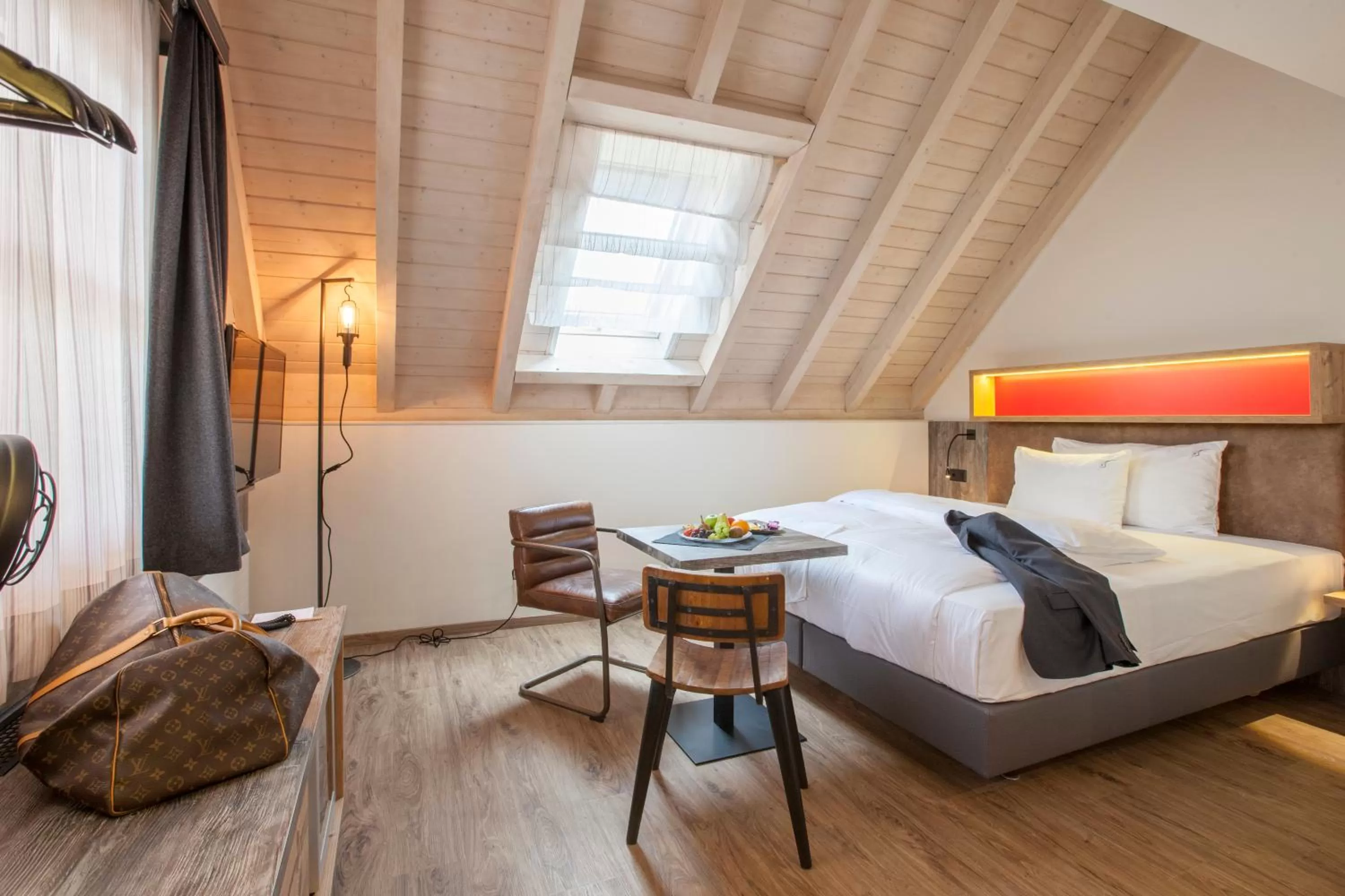 Bed in Boutiquehotel Thessoni Classic & Self service Residence Home Zürich