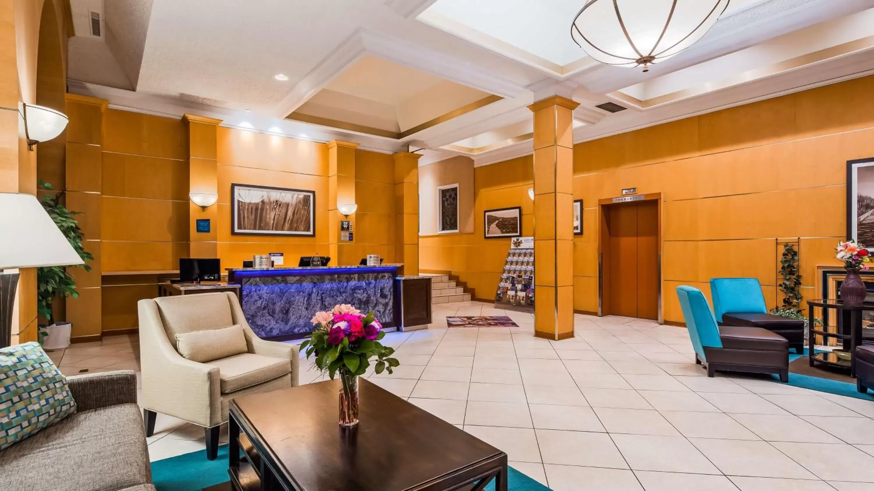 Lobby or reception, Lobby/Reception in Best Western Downtown Sudbury