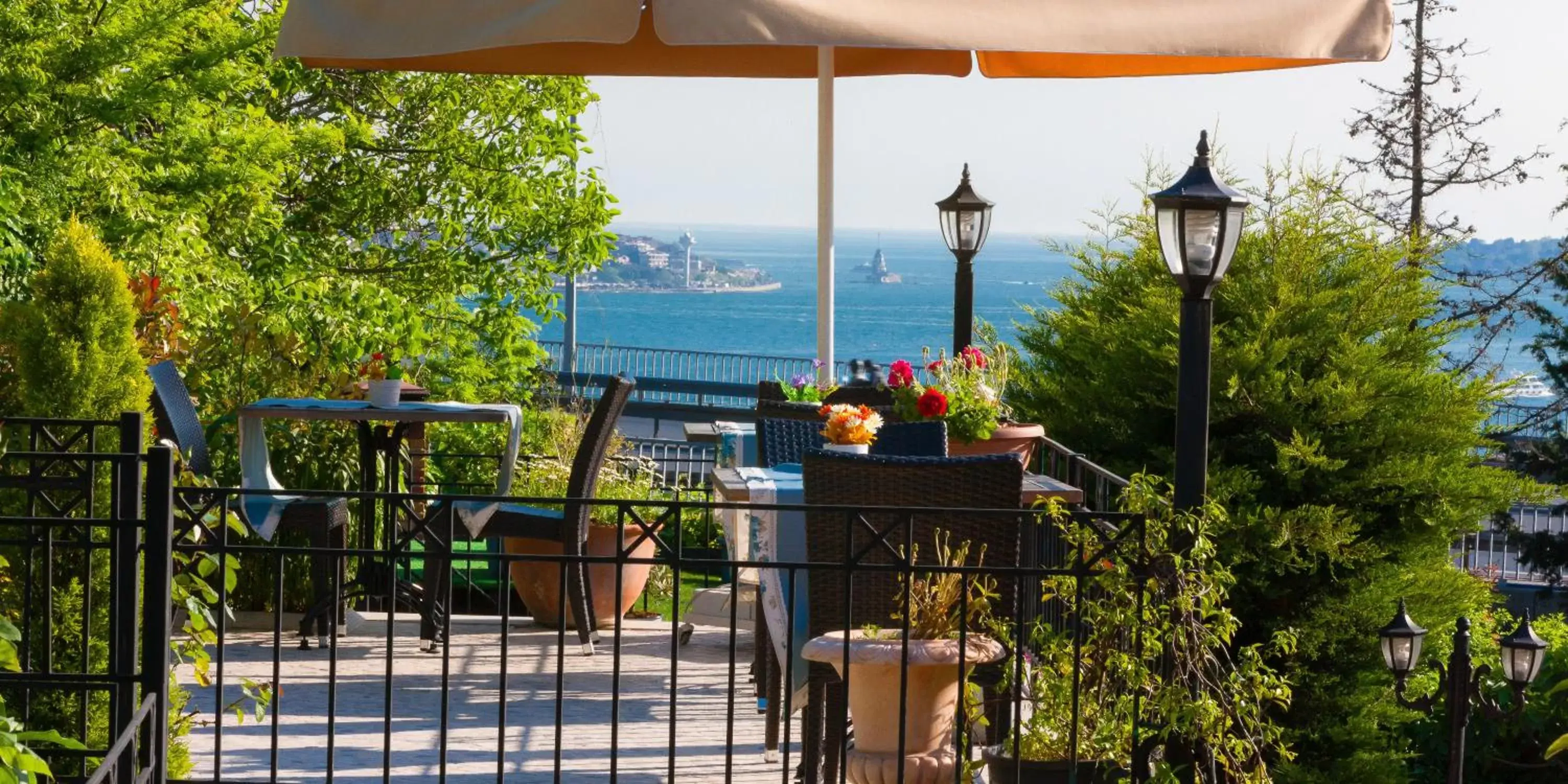 Balcony/Terrace in İstanbul Bosphorus Hotel Symbola