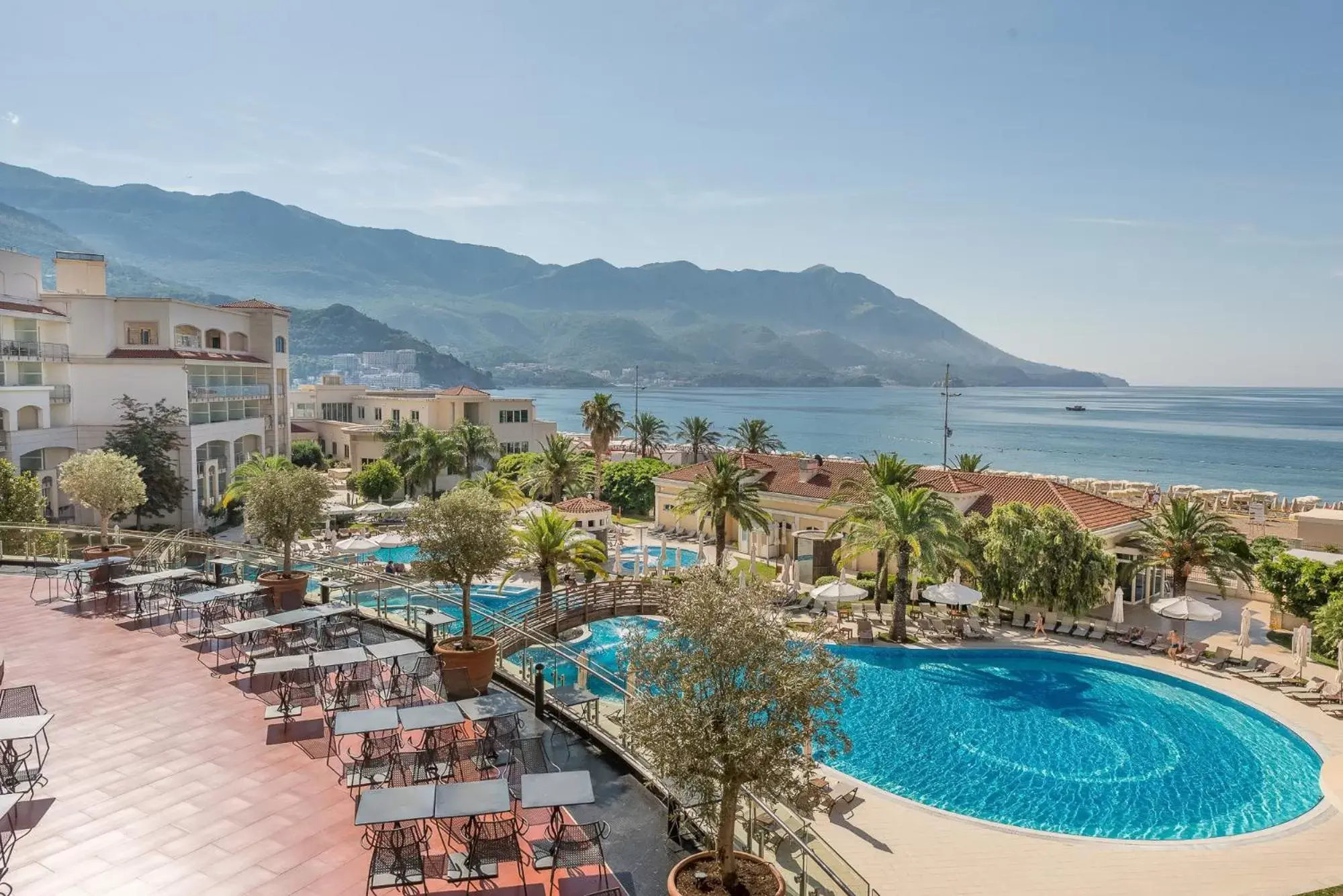 Beach, Pool View in Splendid Conference & Spa Resort