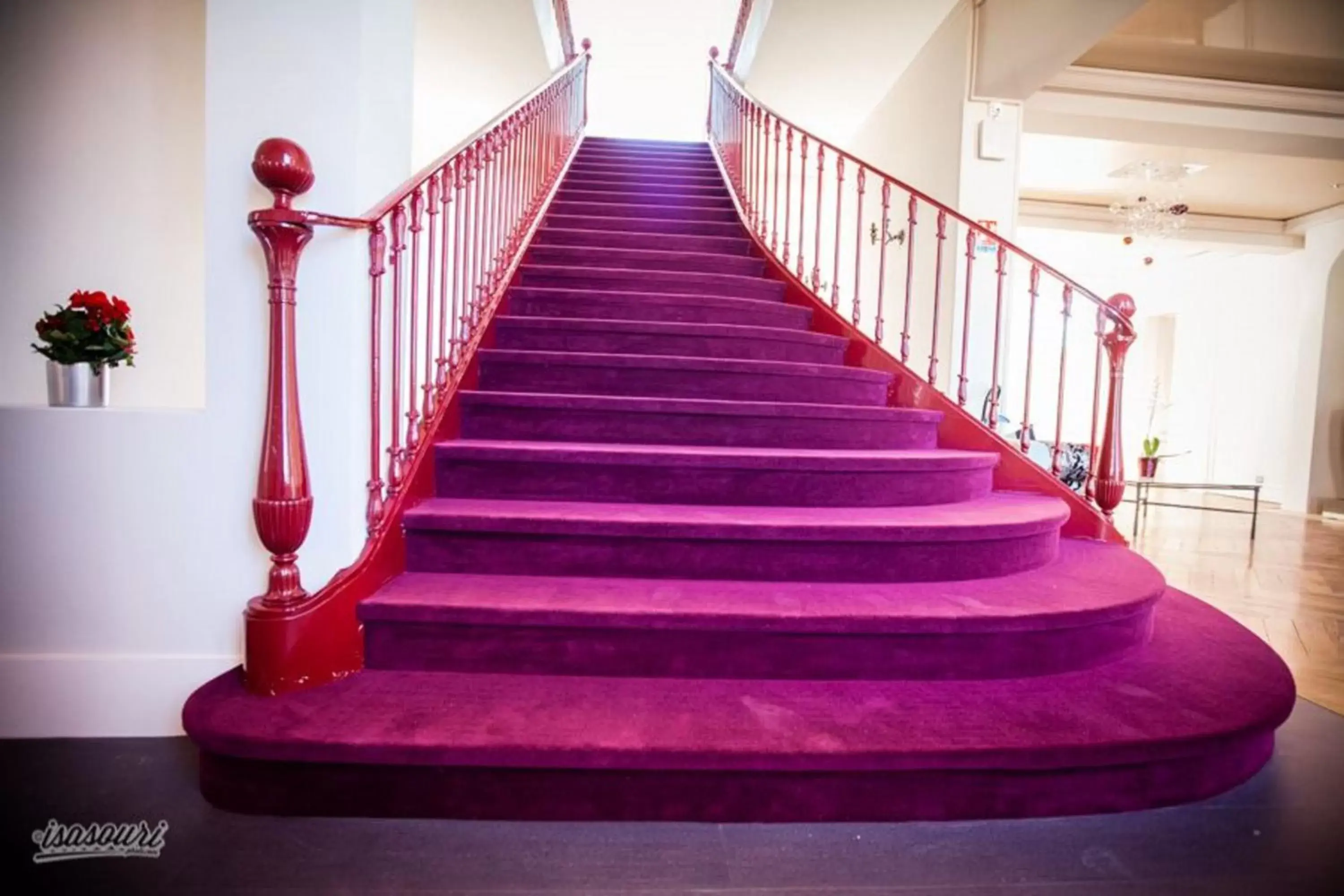 Lobby or reception in Logis Château Saint Marcel