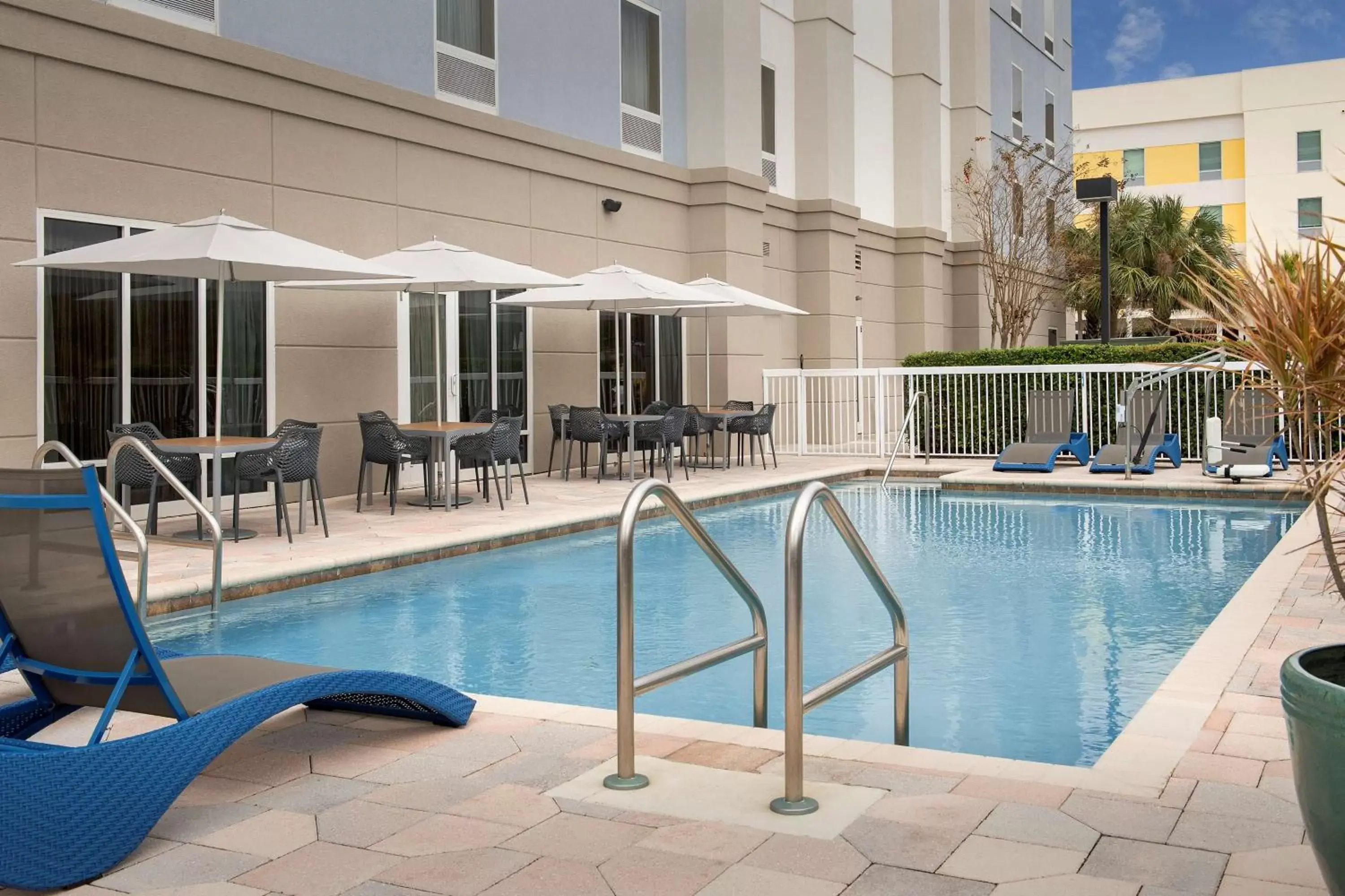 Pool view, Swimming Pool in Hampton Inn & Suites Lakeland-South Polk Parkway
