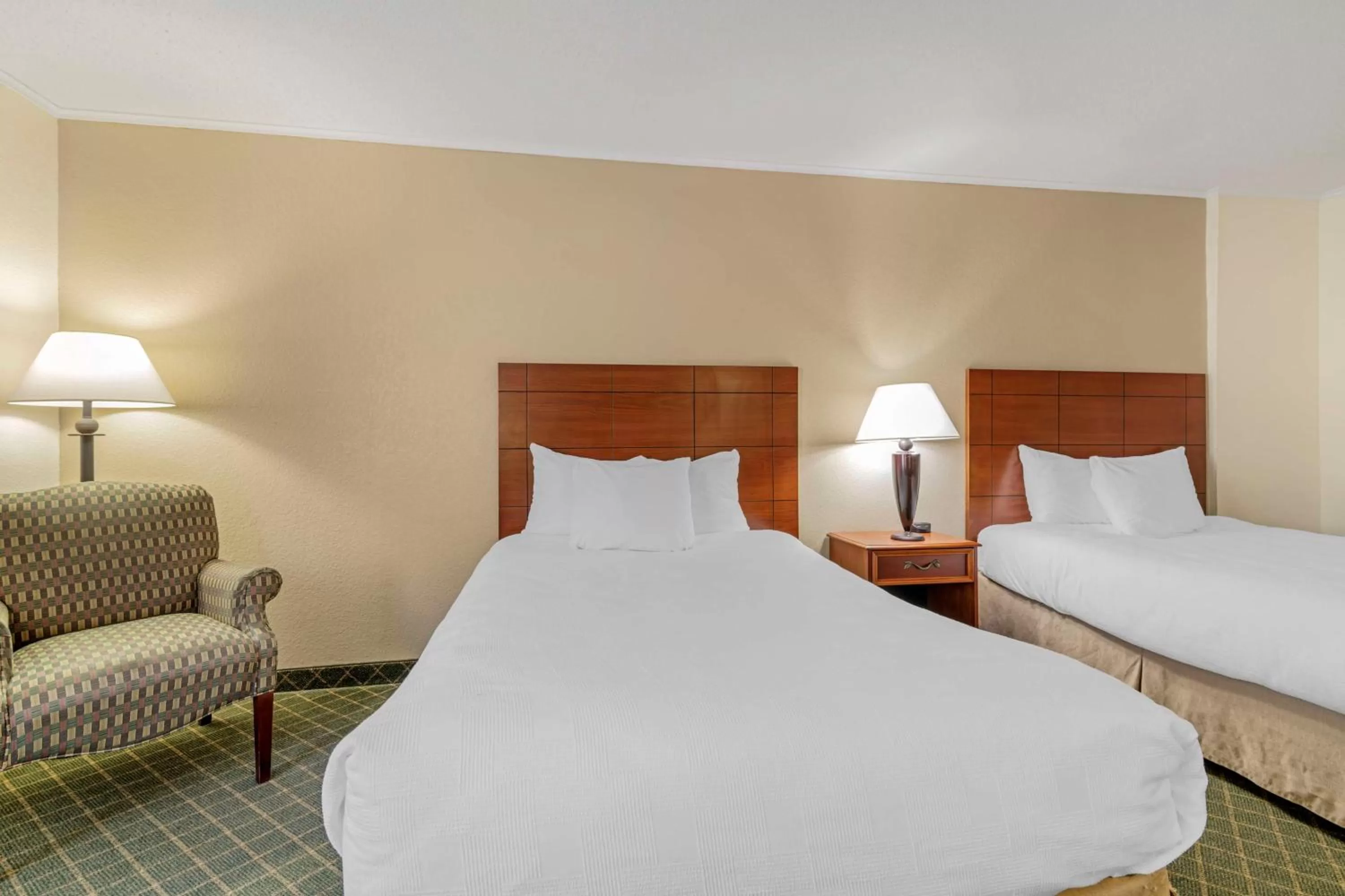 Bedroom, Bed in Best Western Plus Augusta Civic Center Inn