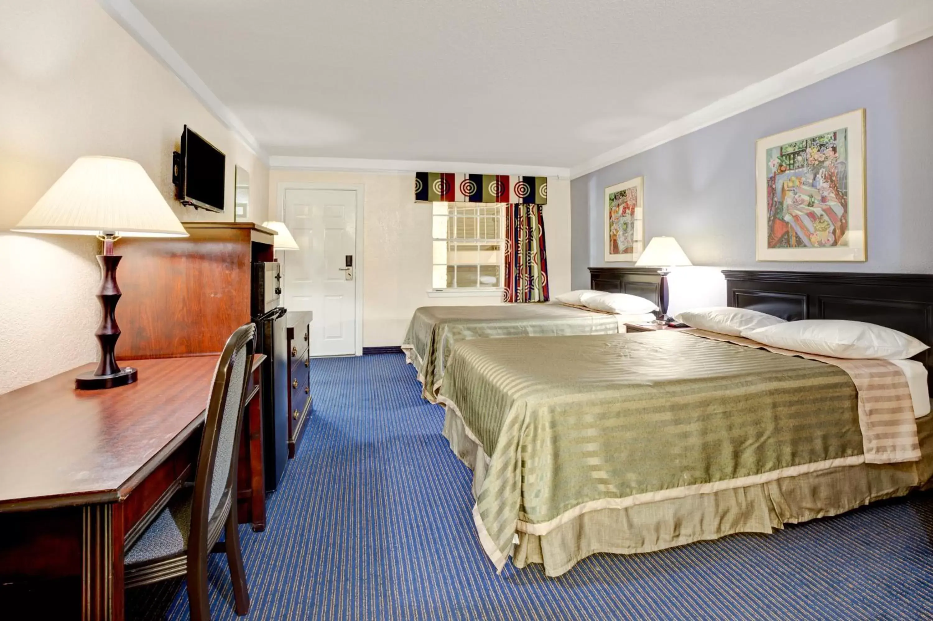 Bedroom in Travelodge by Wyndham North Richland Hills/Dallas/Ft Worth