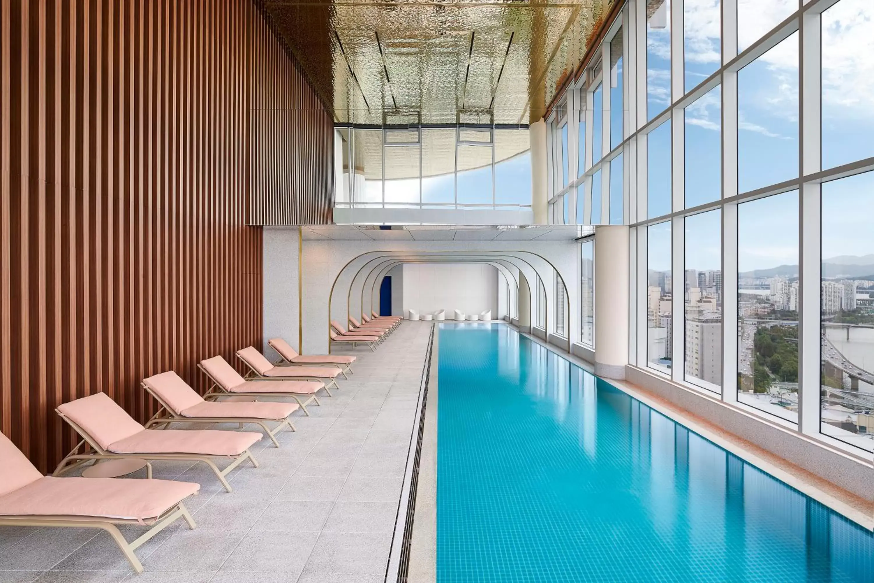 Swimming Pool in Hotel Naru Seoul MGallery Ambassador