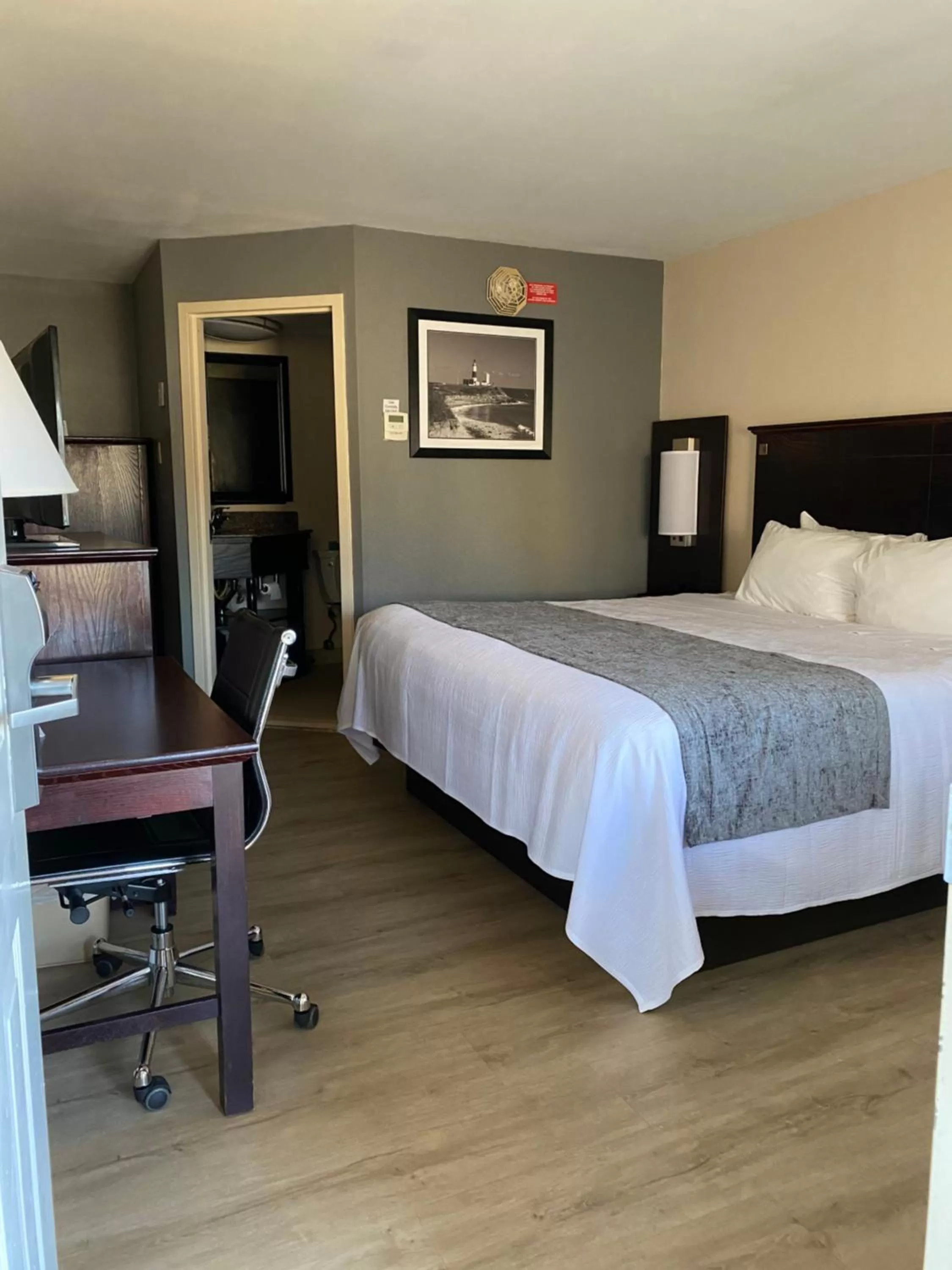 Bed in Best Western Bar Harbour Inn