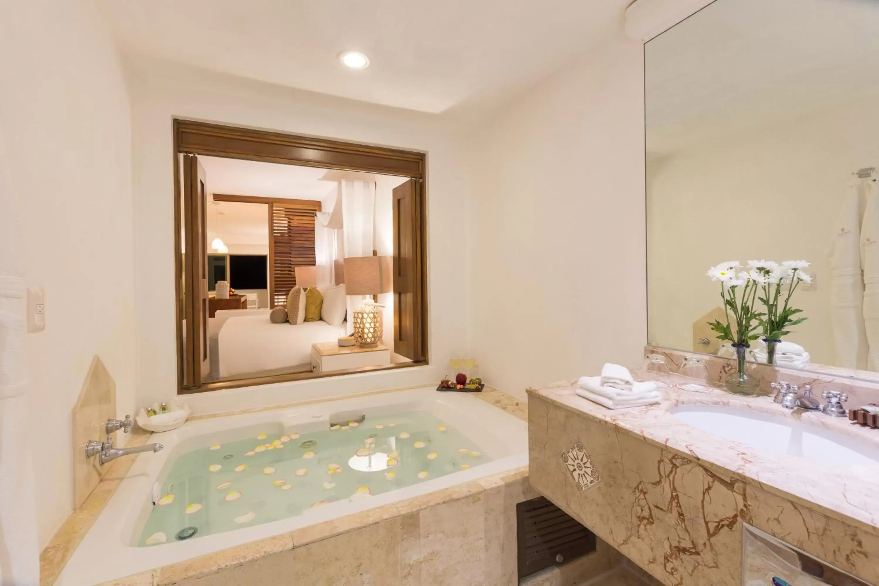 Bathroom in Villa Premiere Boutique Hotel & Romantic Getaway